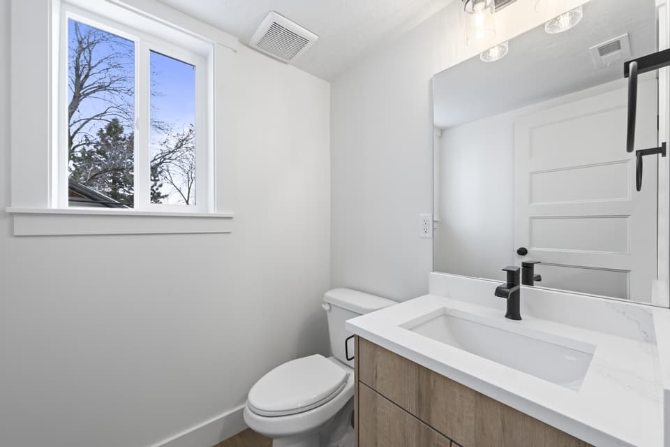 Brigham City Townhome: 2218 S 635 W