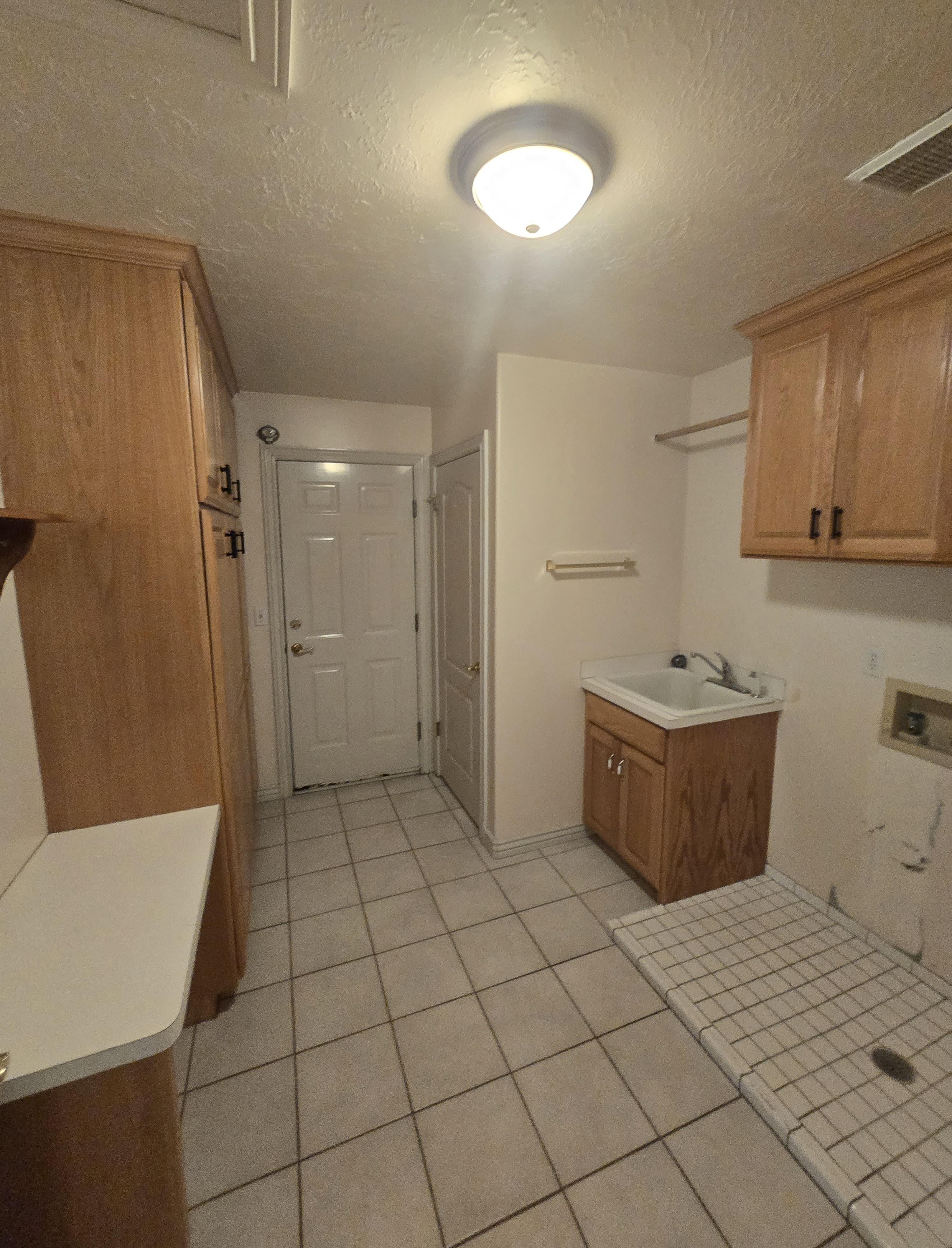 Ogden House: 5708 S 950 E
