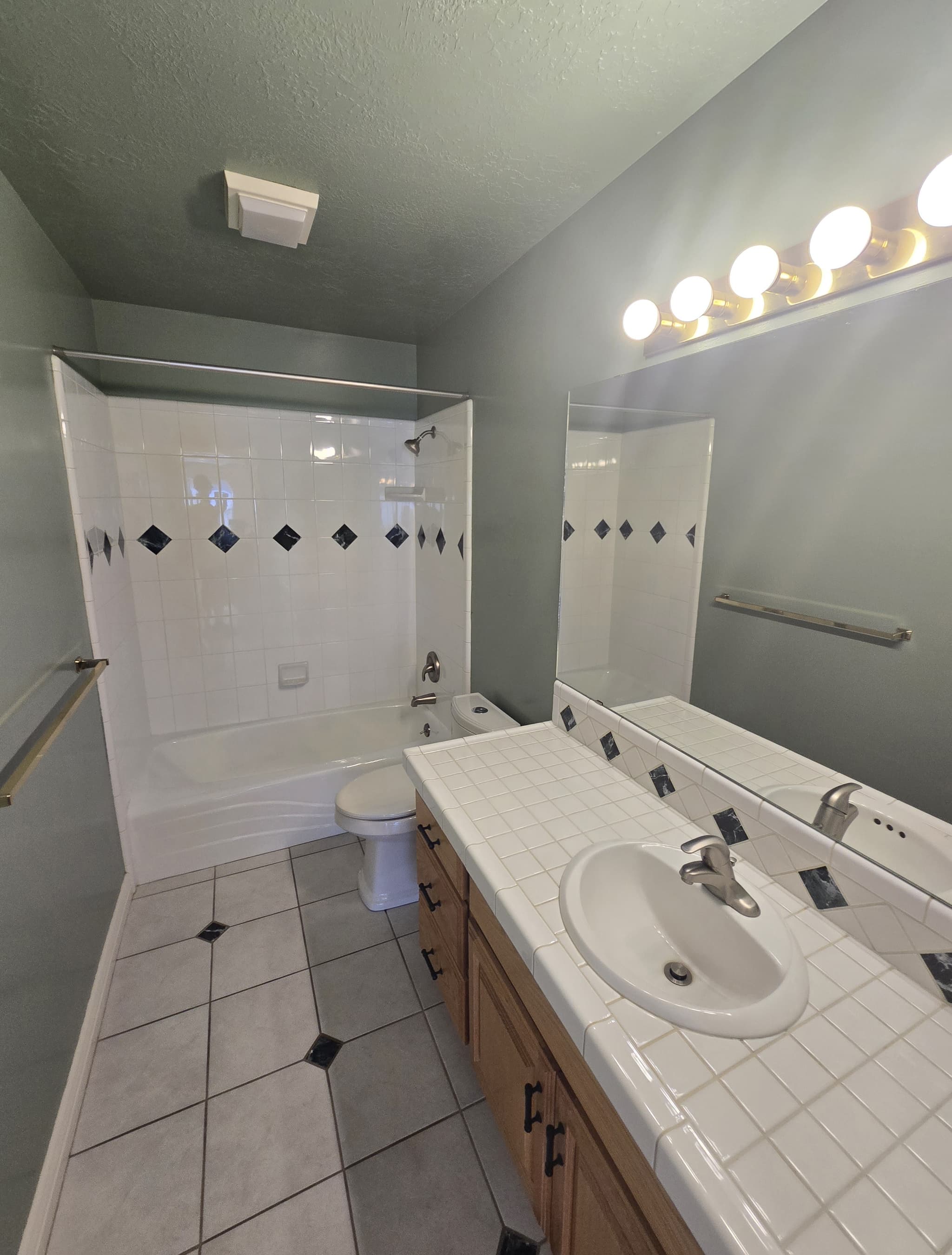 Ogden House: 5708 S 950 E