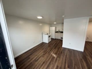 Springville Apartment: 282 N Main St
