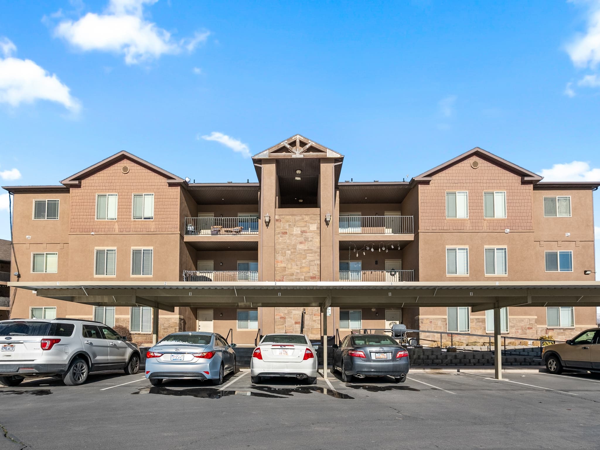 Eagle Mountain Condo: 8215 N Clear Rock Rd