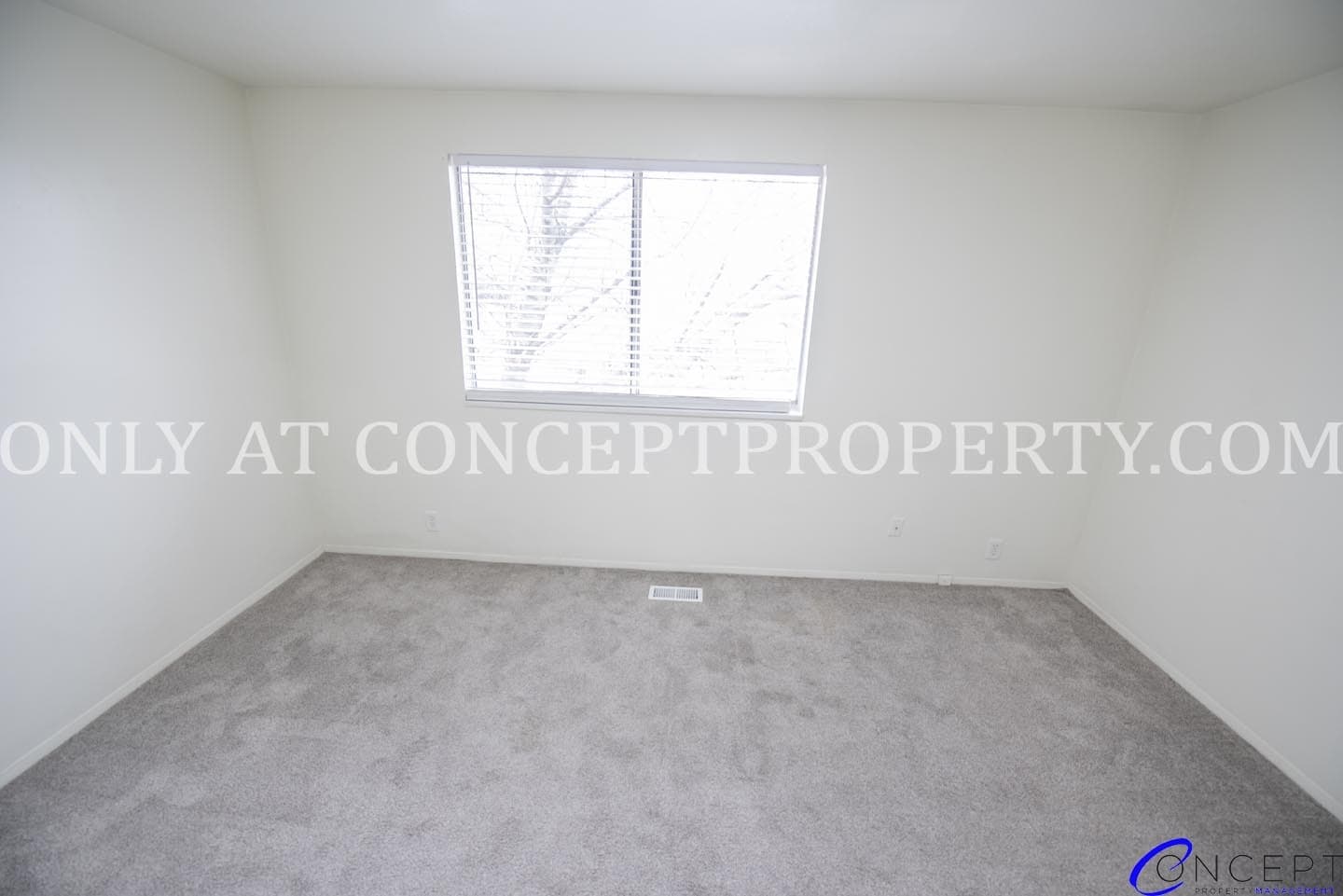 West Valley City Townhome: 1499 W 2320 S