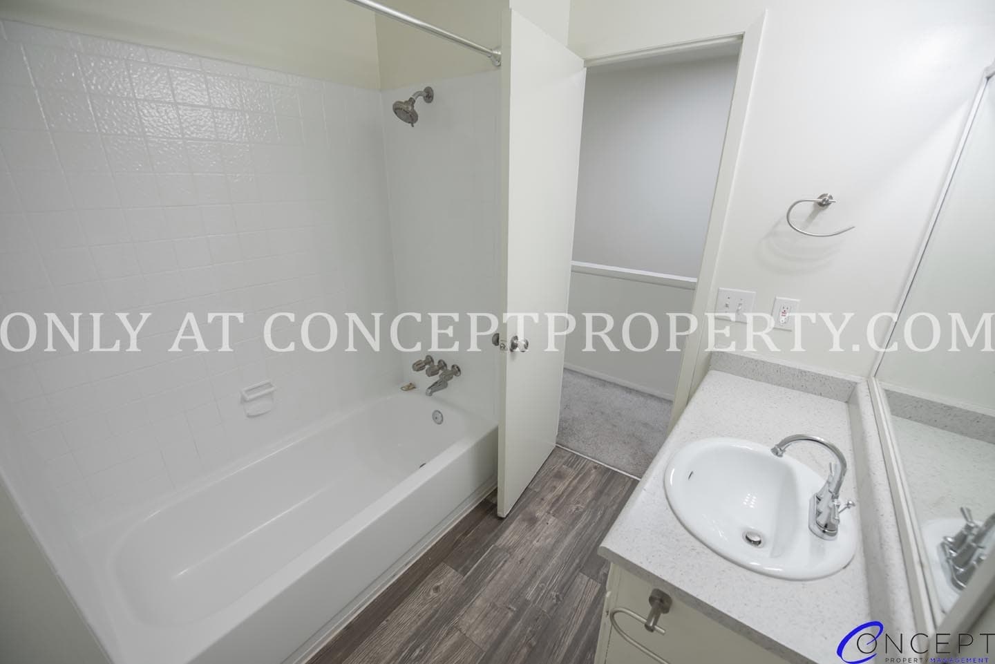 West Valley City Townhome: 1499 W 2320 S
