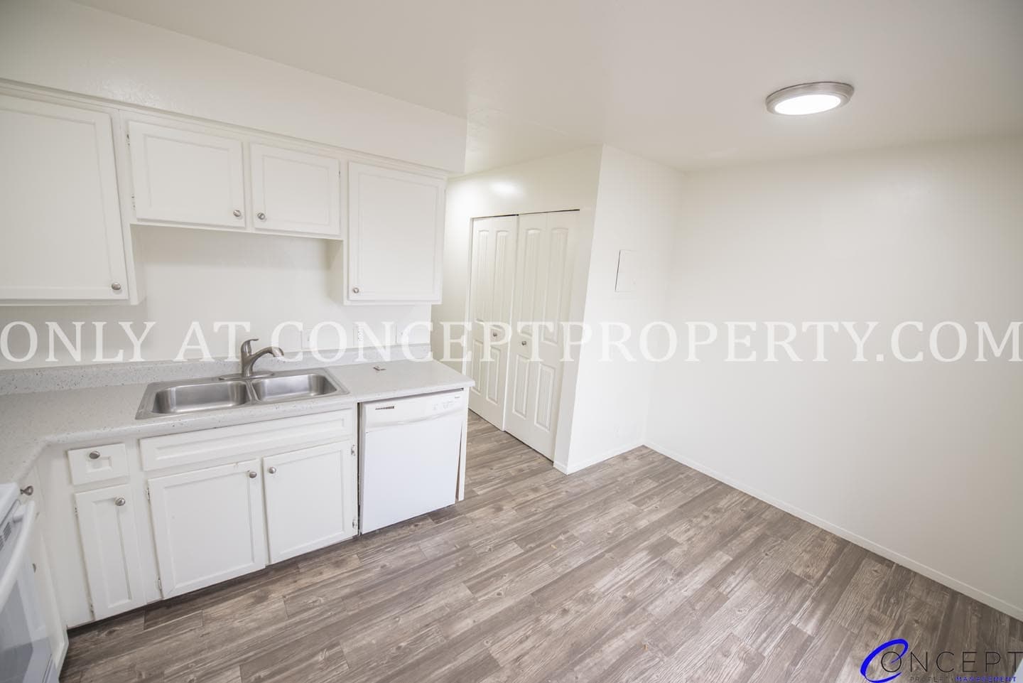 West Valley City Townhome: 1499 W 2320 S