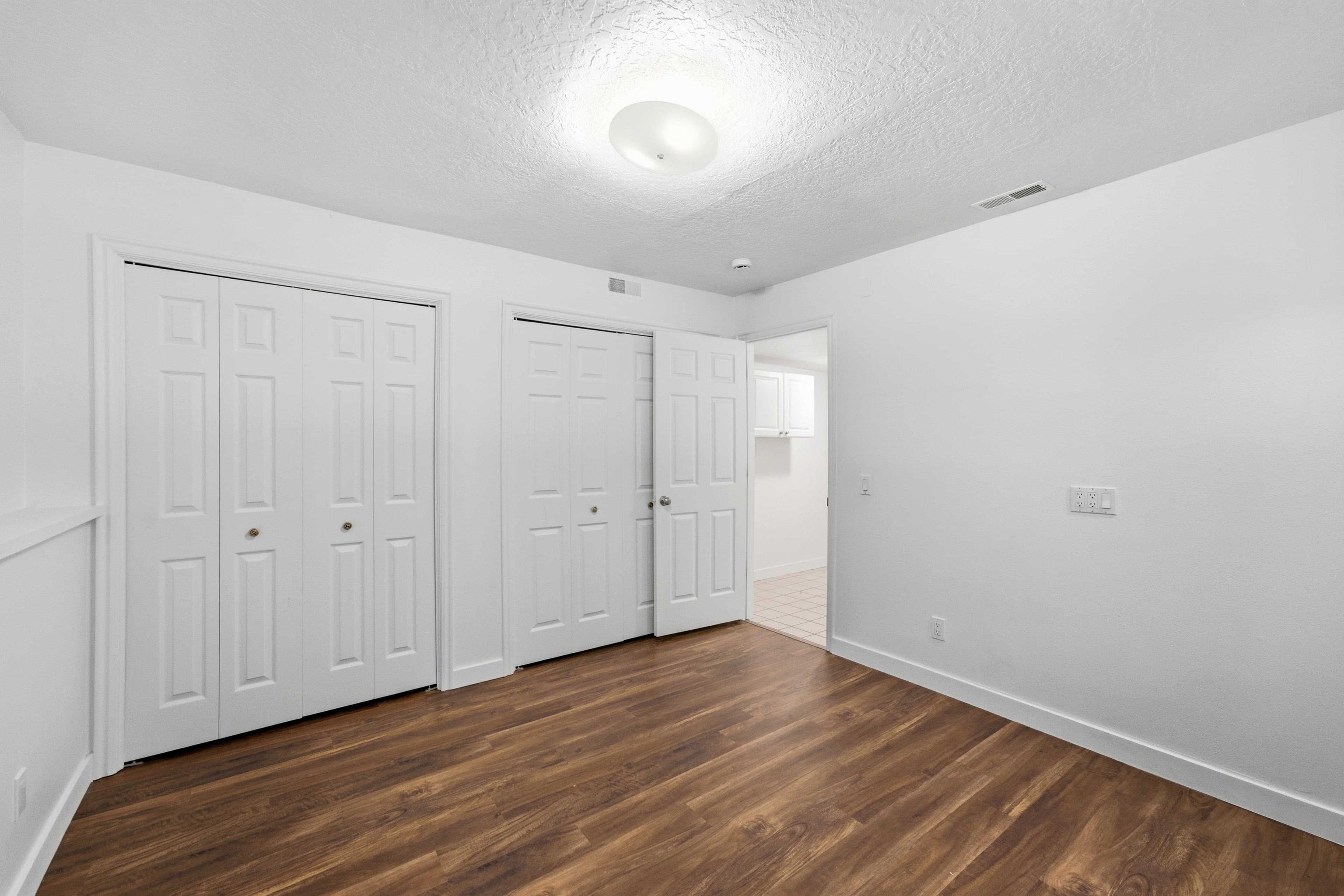 Midway House: 12 E 500 S