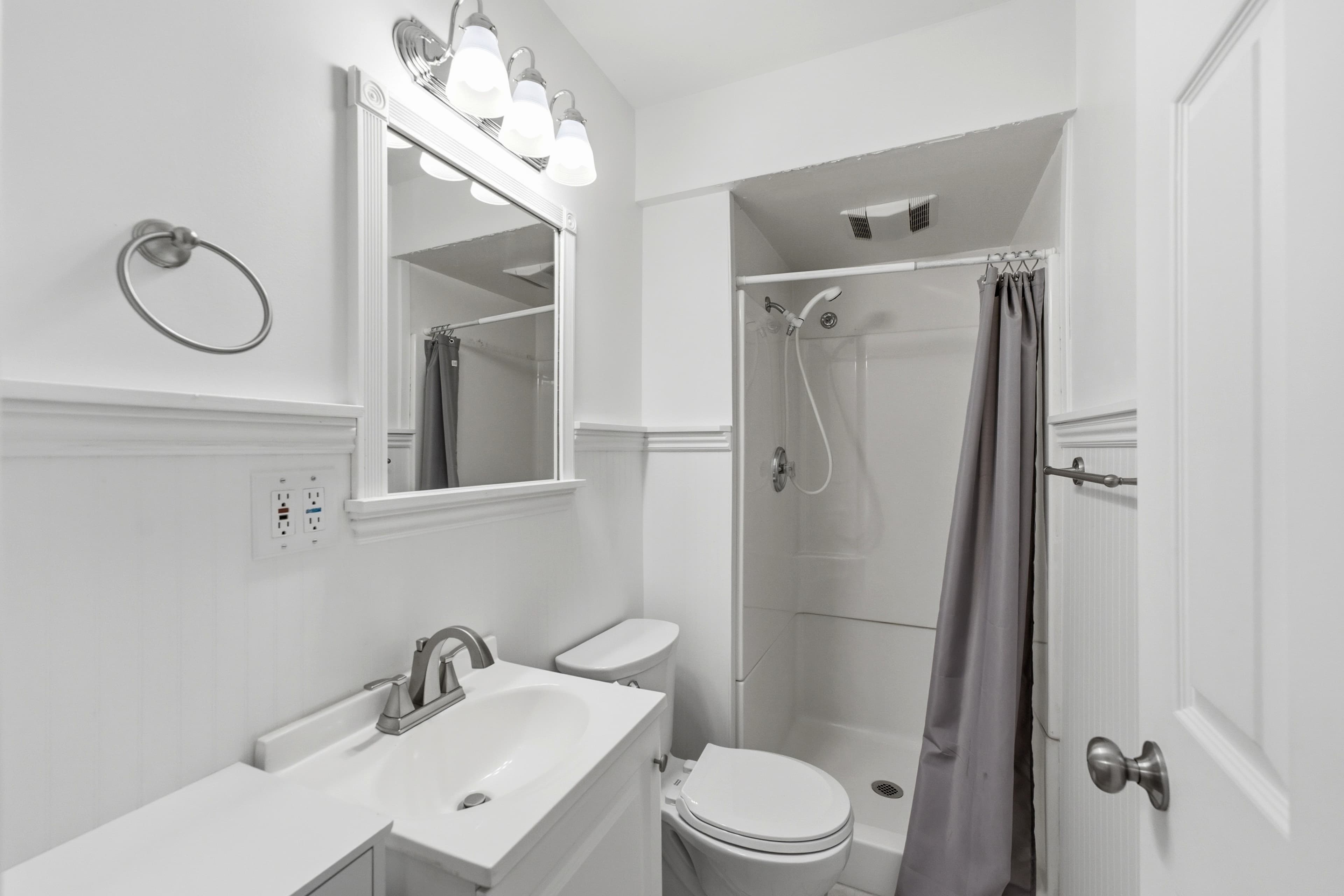 Midway House: 12 E 500 S