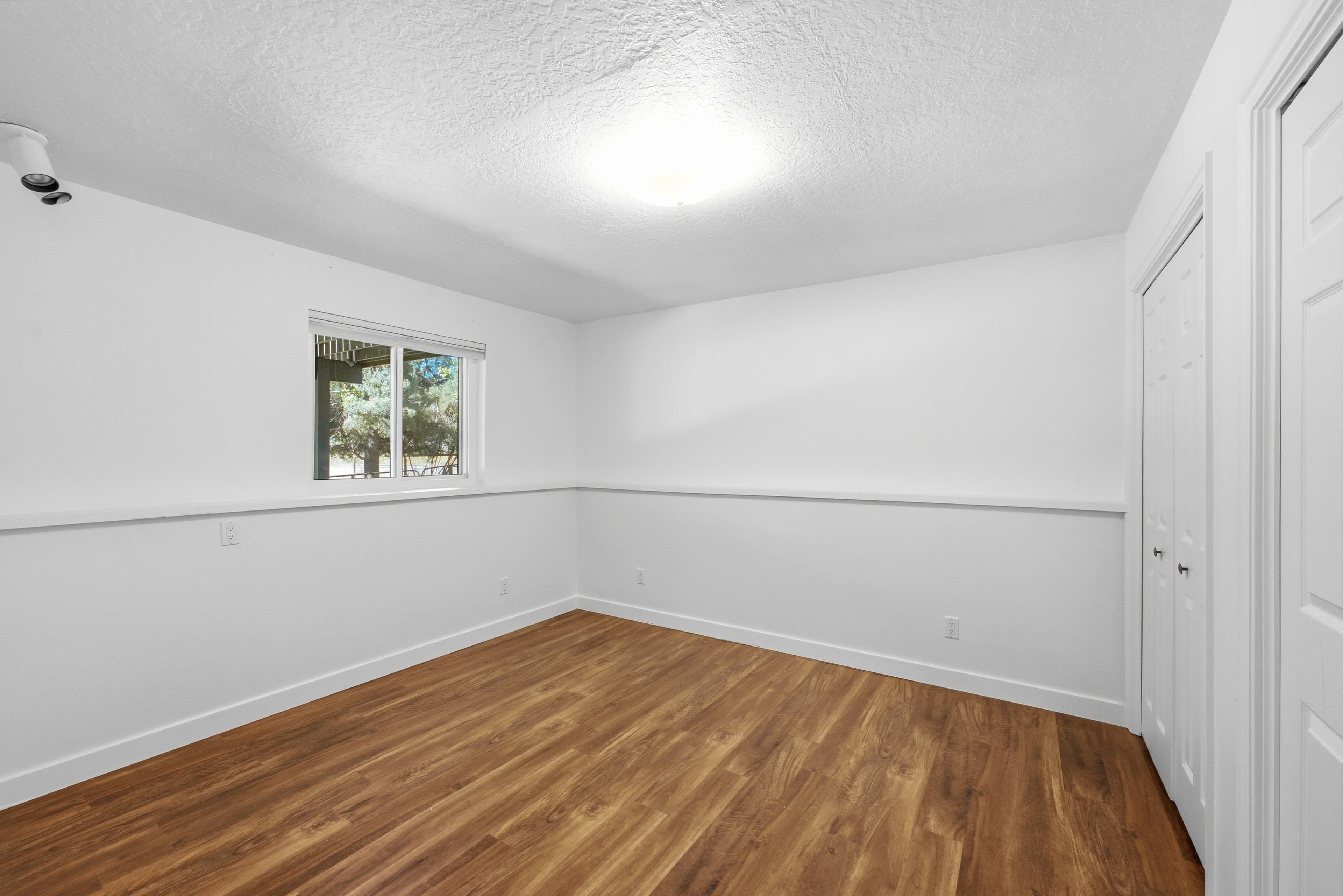 Midway House: 12 E 500 S