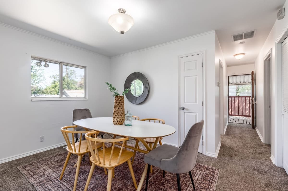 Salt Lake City House: 265 E Browning Ave