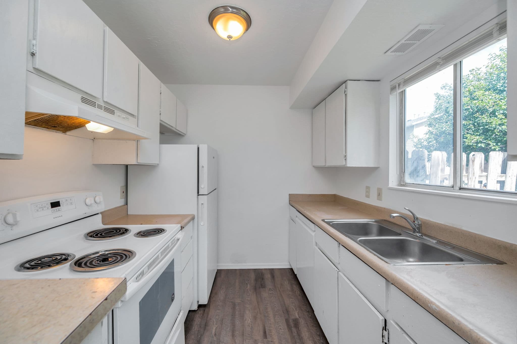 Salt Lake City Townhome: 558 N Redwood Rd