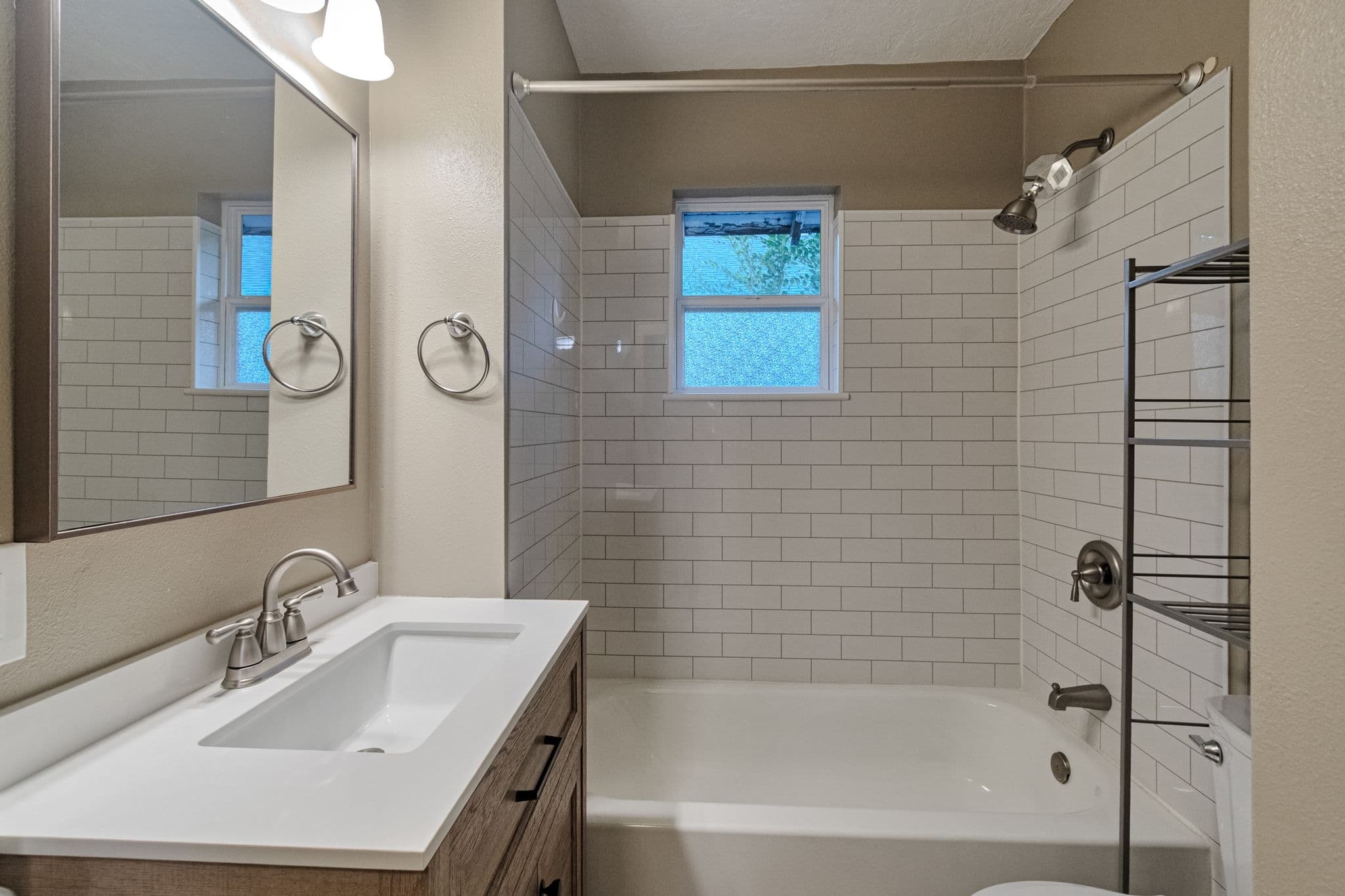 Provo House: 398 E 400 S