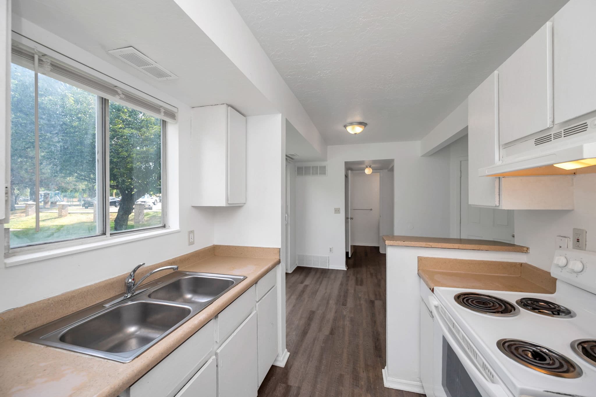 Salt Lake City Townhome: 558 N Redwood Rd