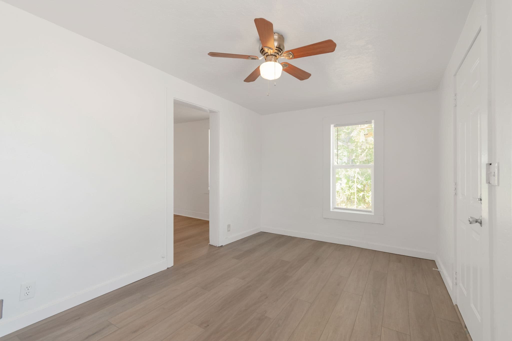 Magna House: 2962 S 8850 W