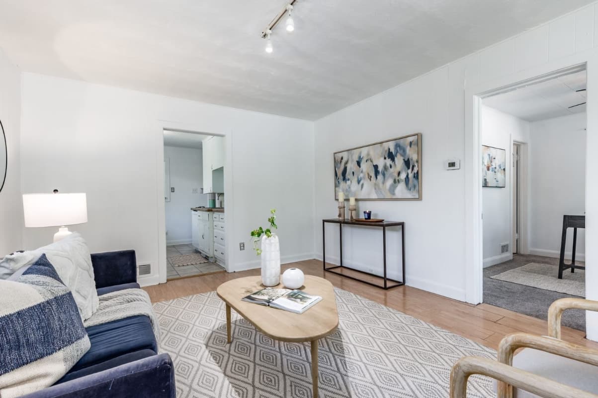 Salt Lake City House: 265 E Browning Ave