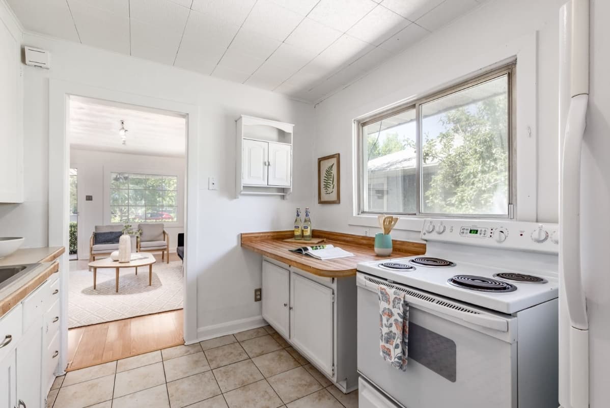Salt Lake City House: 265 E Browning Ave
