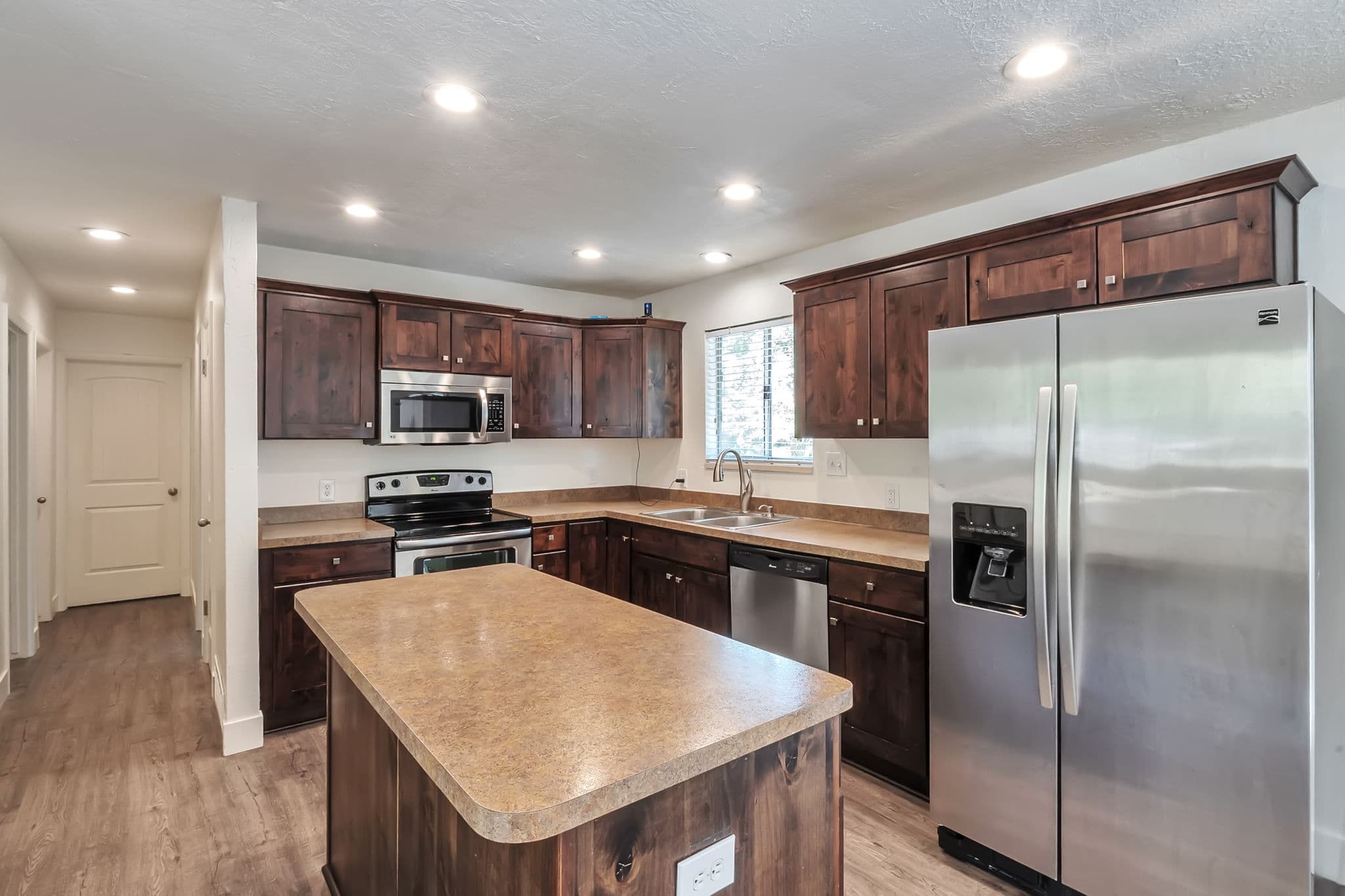 Provo House: 2151 W 300 N