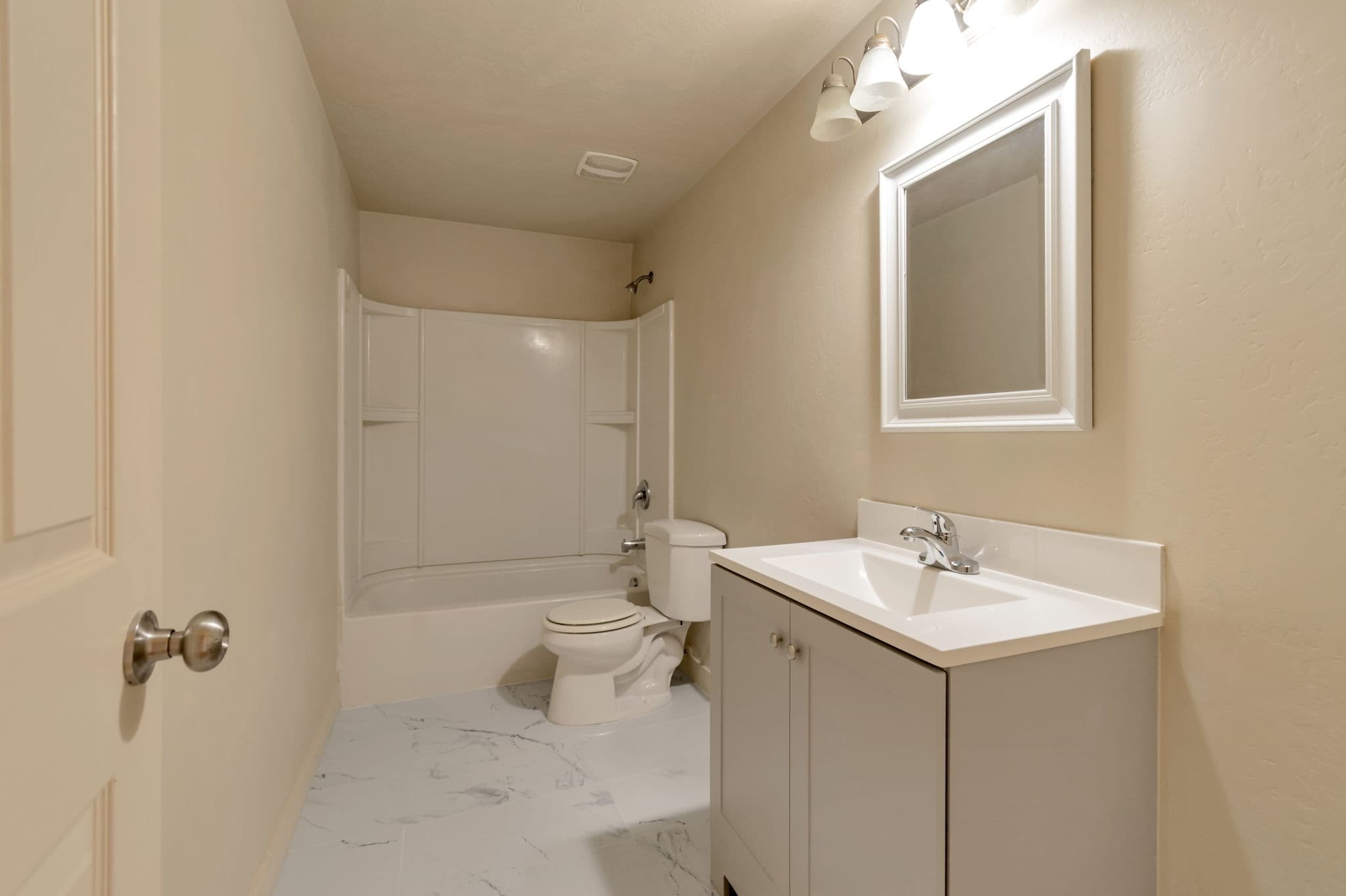 Lehi House: 4061 N Heatherfield Ln