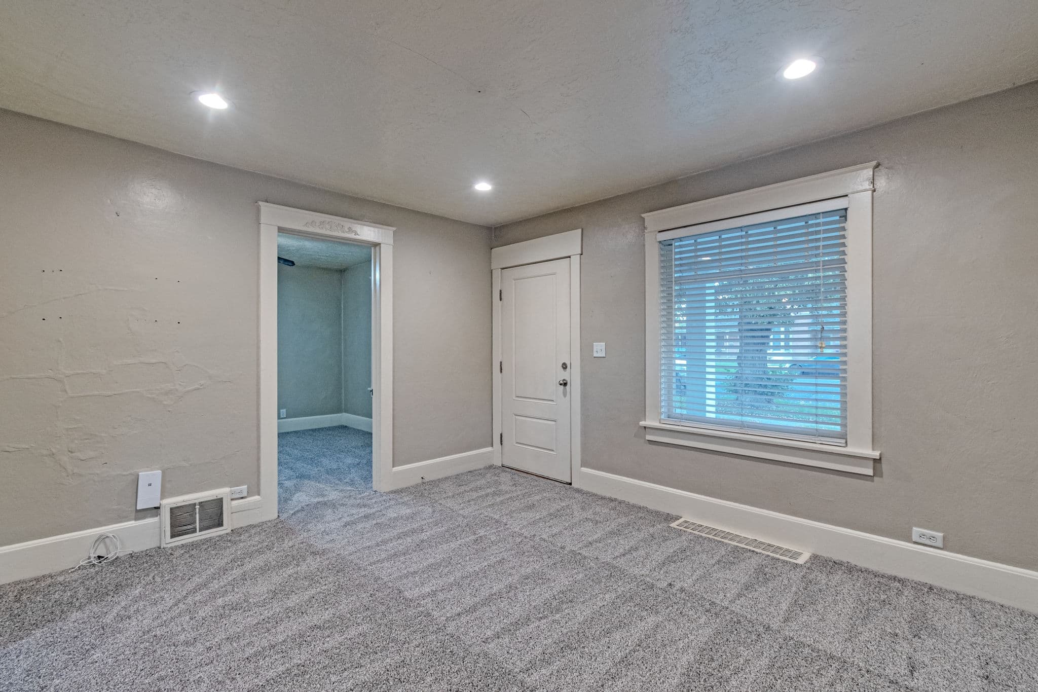 Provo House: 398 E 400 S