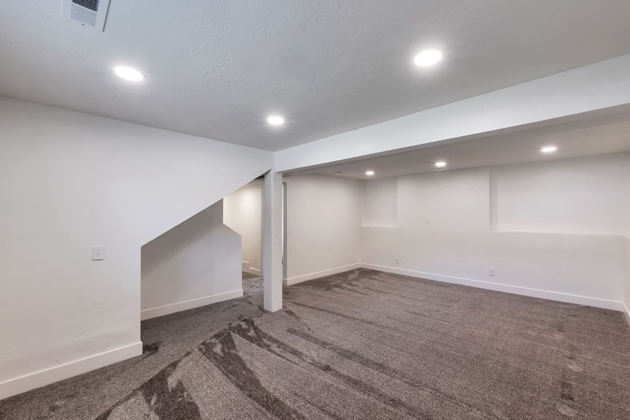 Provo House: 2151 W 300 N