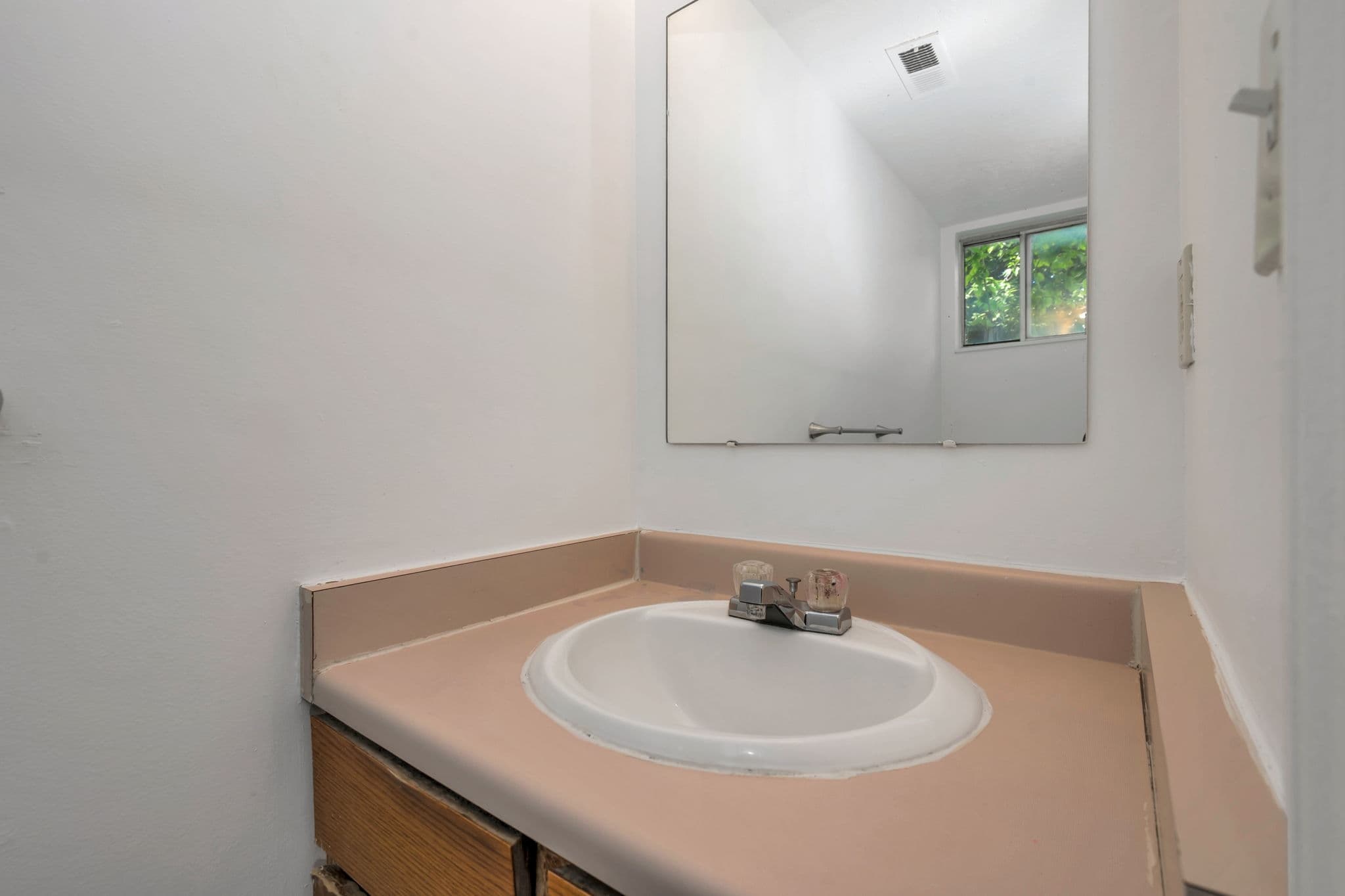 Salt Lake City Townhome: 558 N Redwood Rd