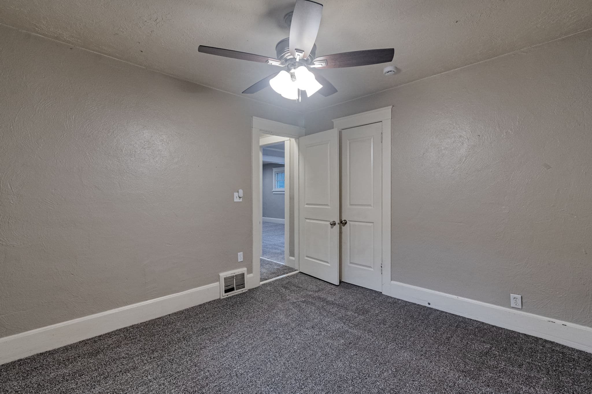 Provo House: 398 E 400 S