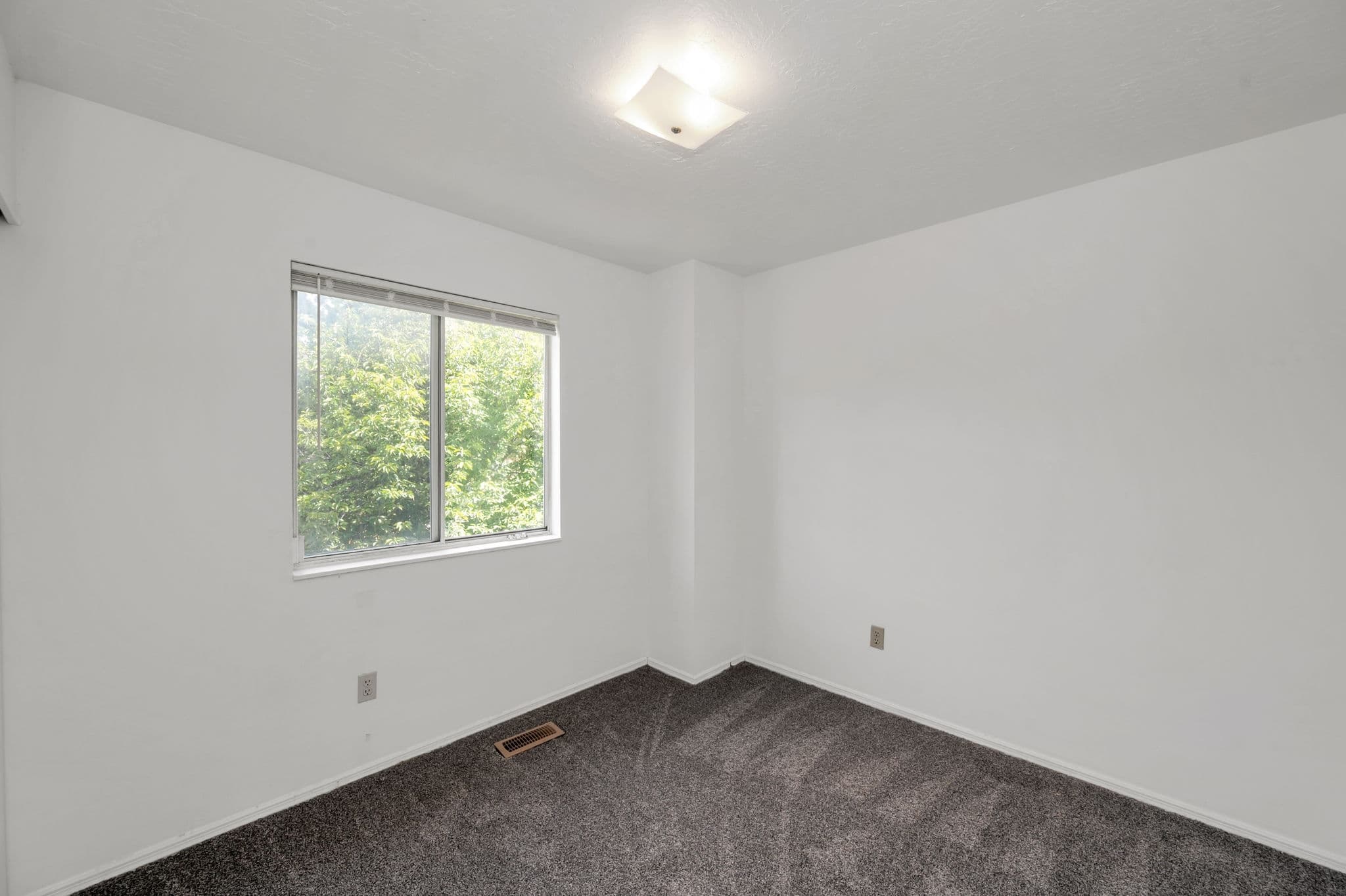 Salt Lake City Townhome: 558 N Redwood Rd