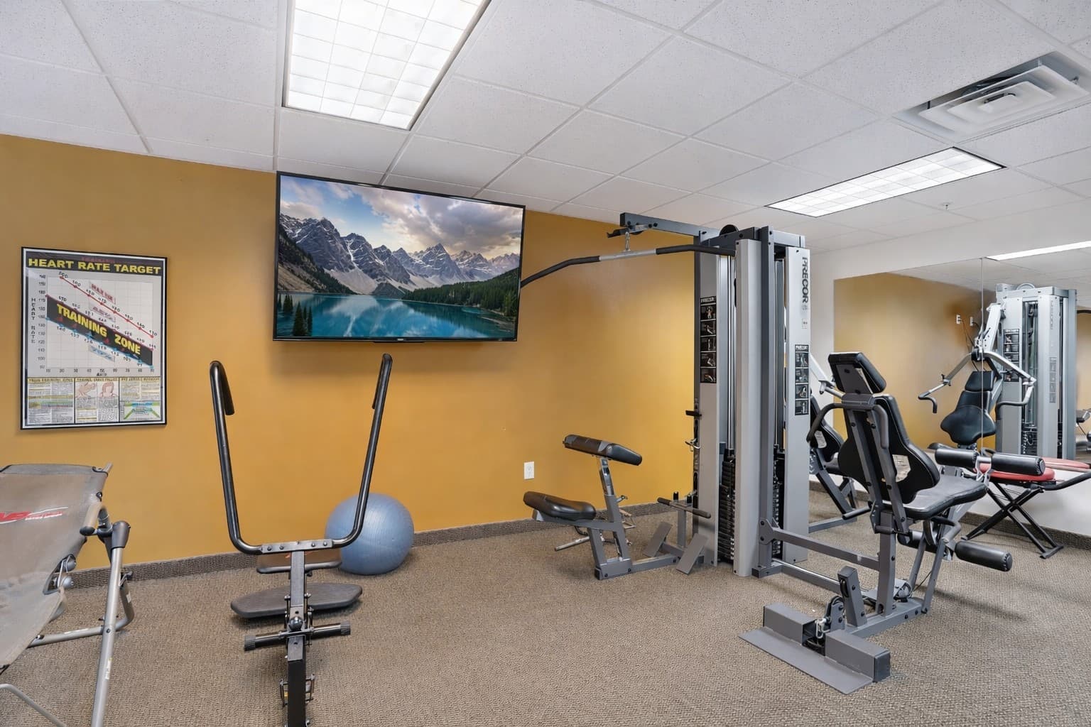 Bountiful Apartment: 1525 N Main St