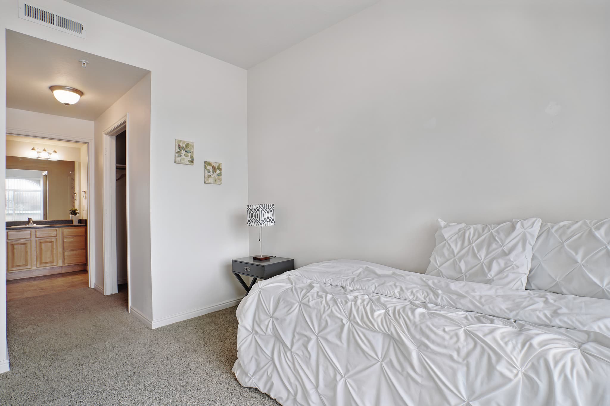 Bountiful Apartment: 1525 N Main St