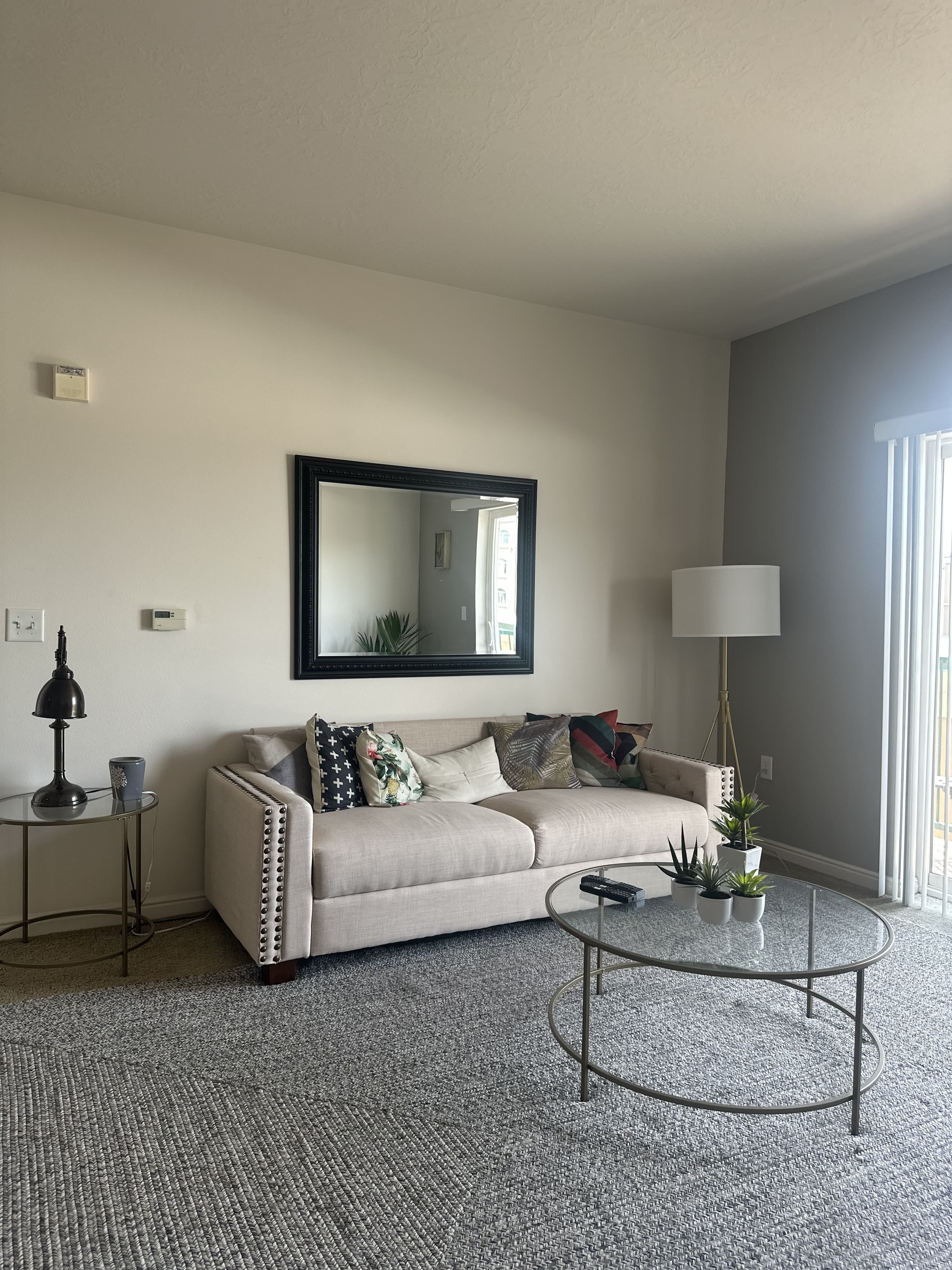 Bountiful Apartment: 1525 N Main St