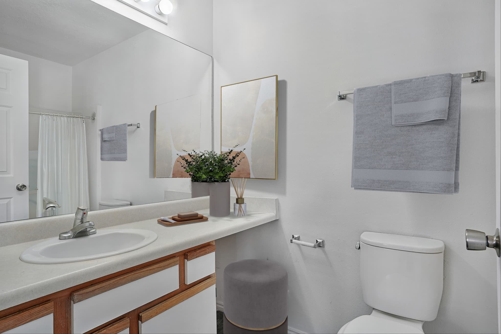 Murray Apartment: 5491 S Jackie Way