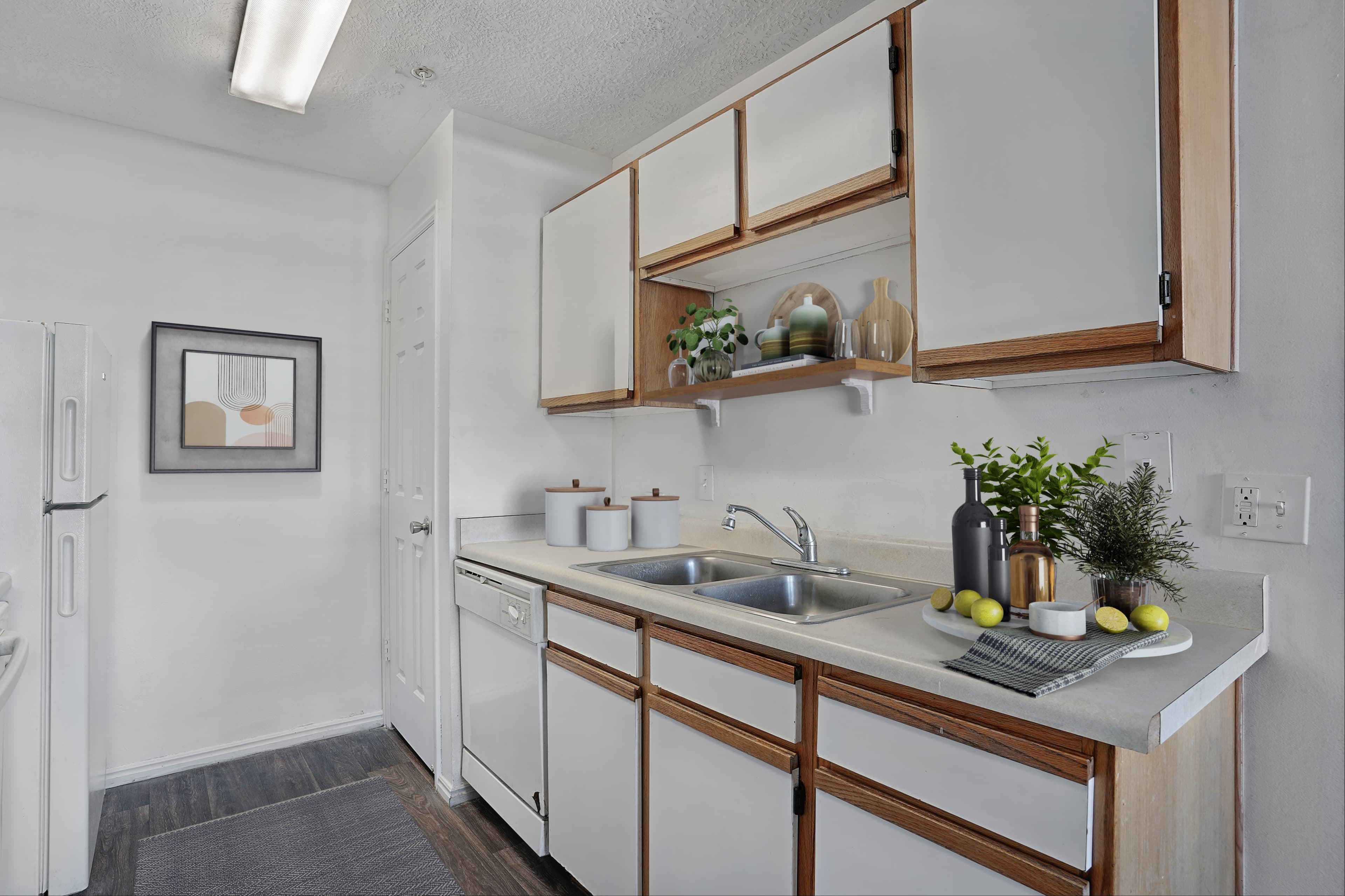 Murray Apartment: 5491 S Jackie Way