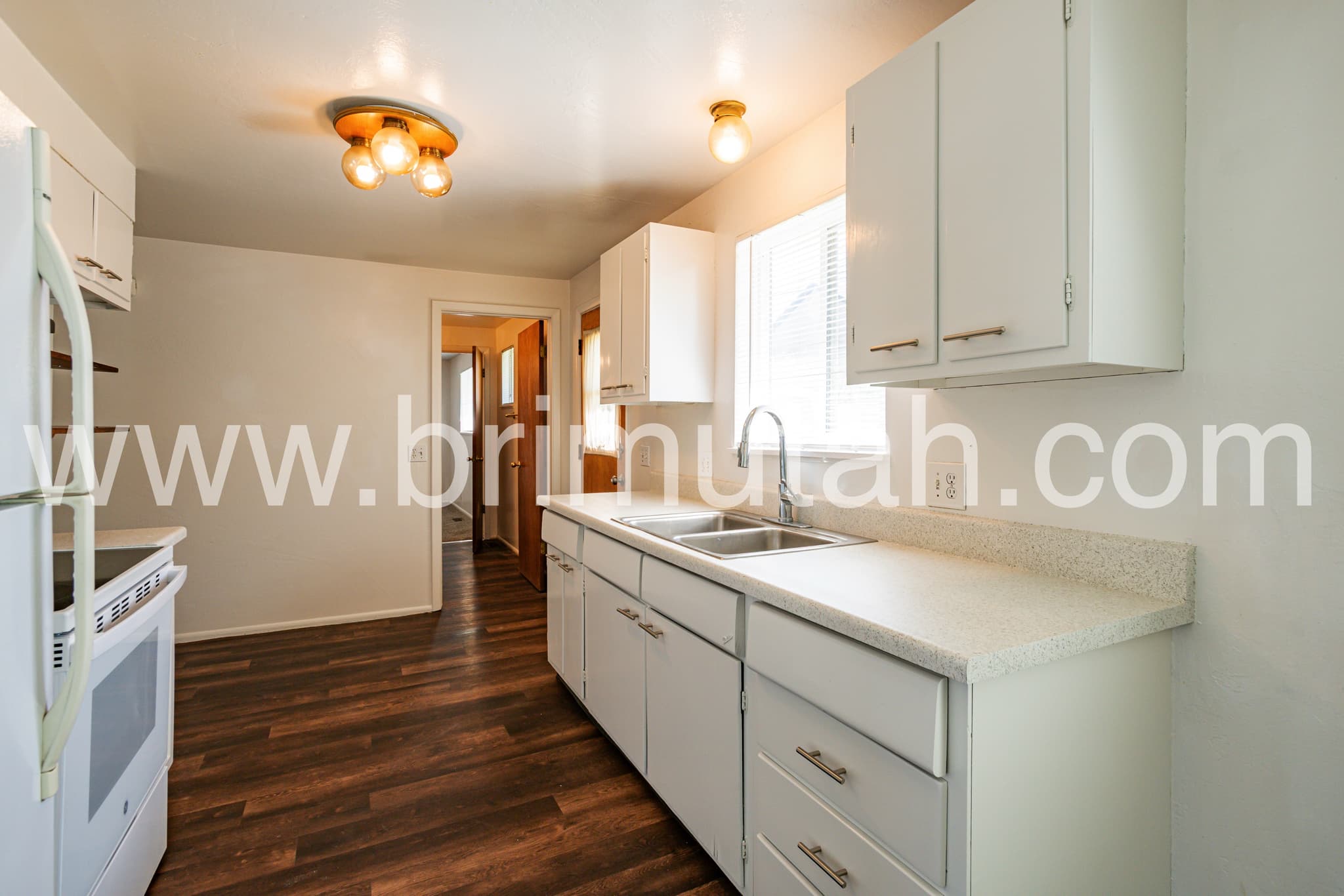 Salt Lake City House: 656 E 5640 S