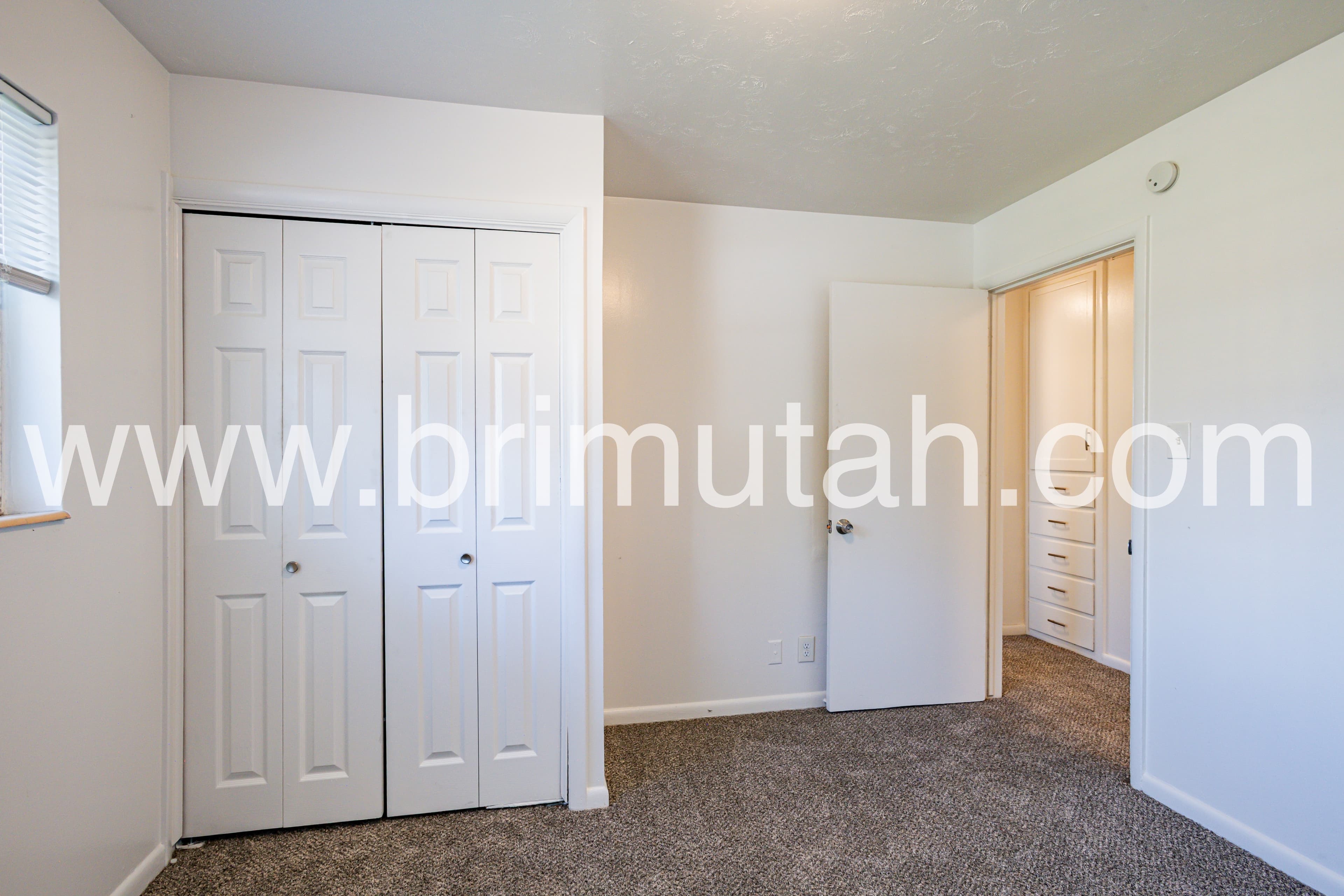 Salt Lake City House: 5856 S 157 W