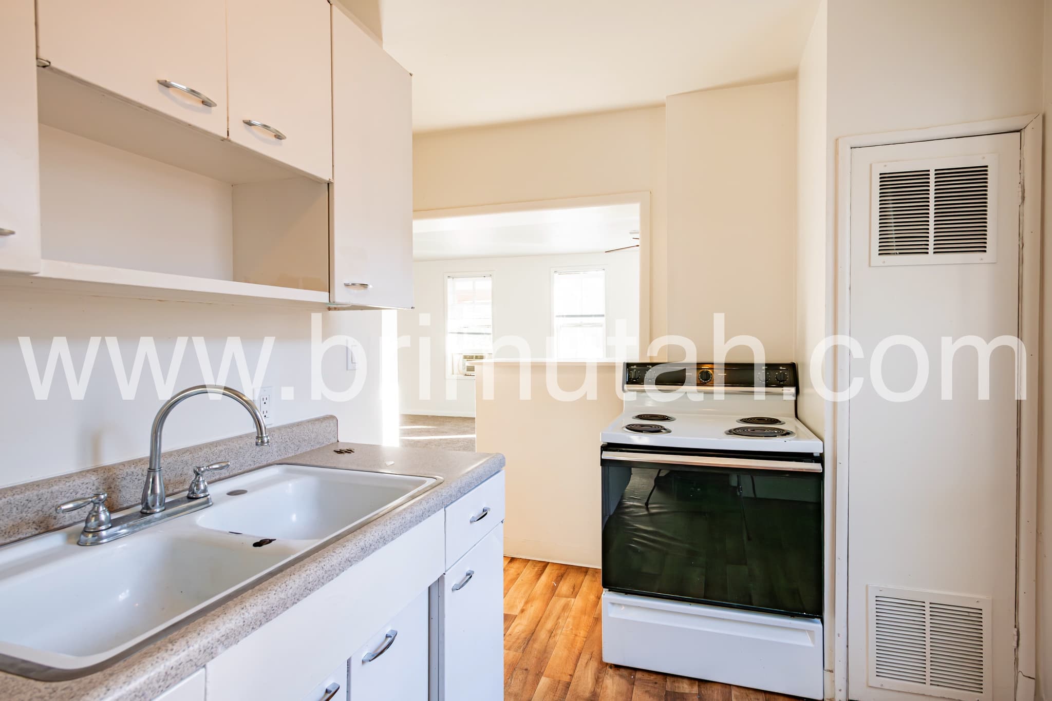 Salt Lake City Townhome: 1267 E Alameda Ave