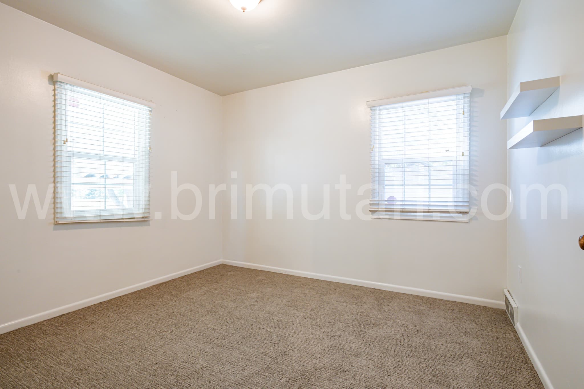 Salt Lake City House: 1632 E Kensington Ave