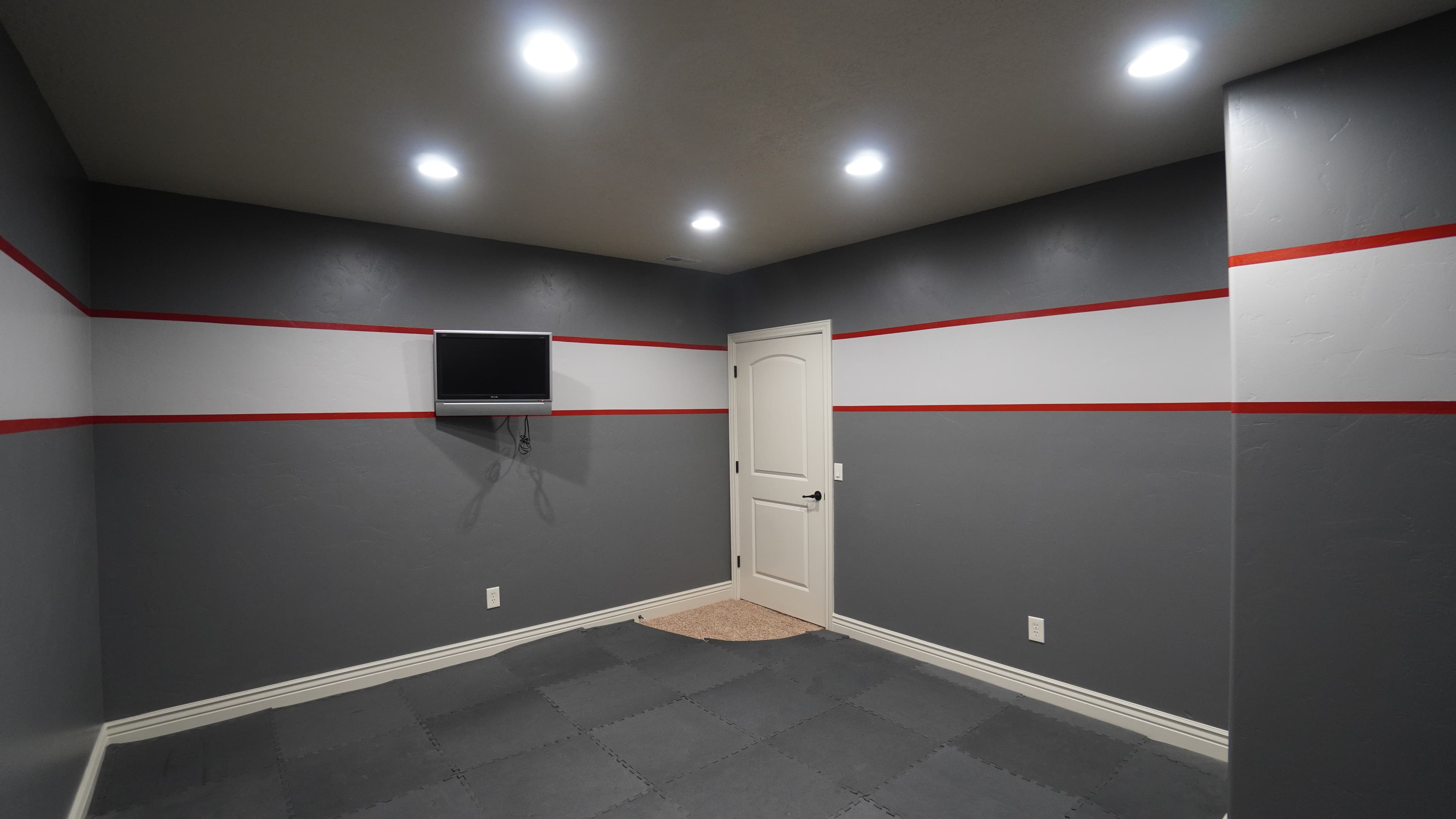 Layton House: 2263 E 425 N