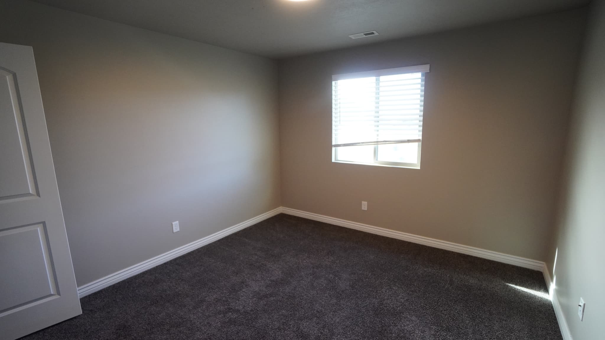 Layton Townhome: 2895 N 1100 W
