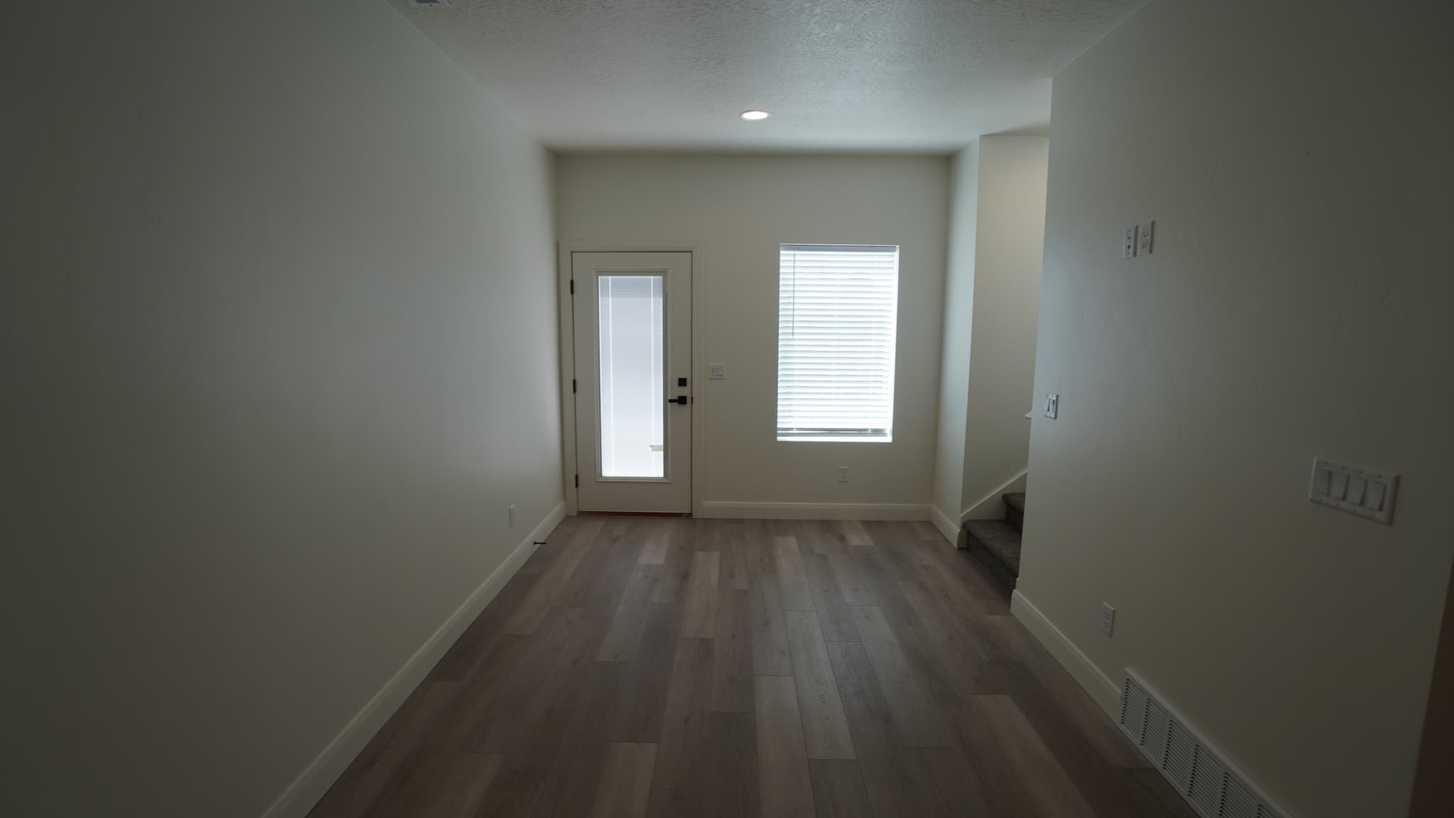 Perry Townhome: 2925 S Highway 89
