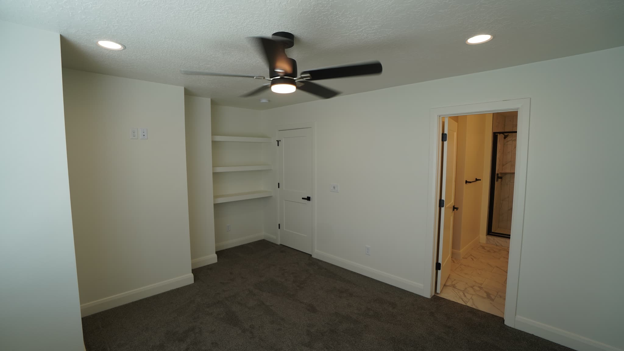 Perry Townhome: 2925 S Highway 89