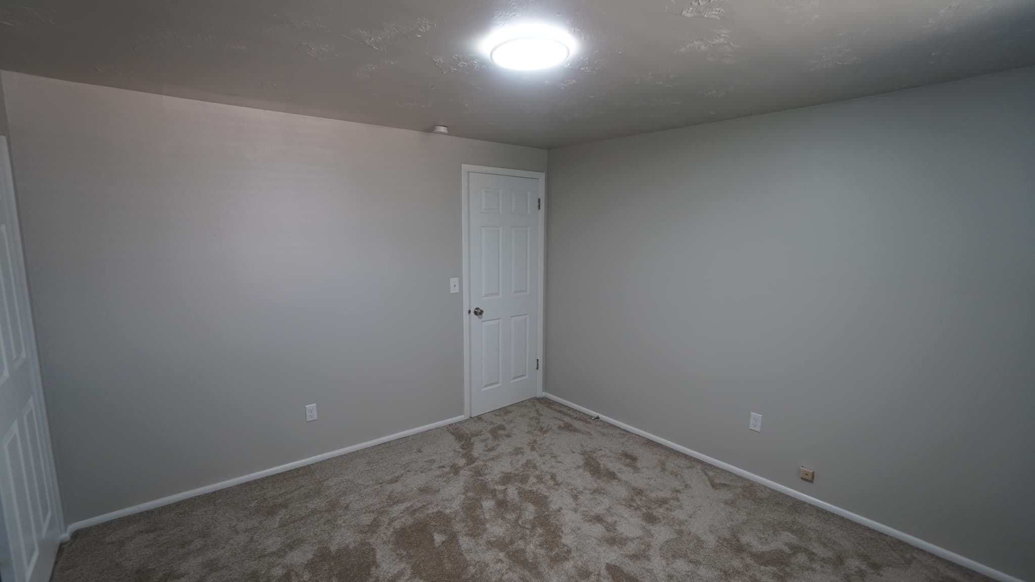 Farmington Apartment: 175 S Main St