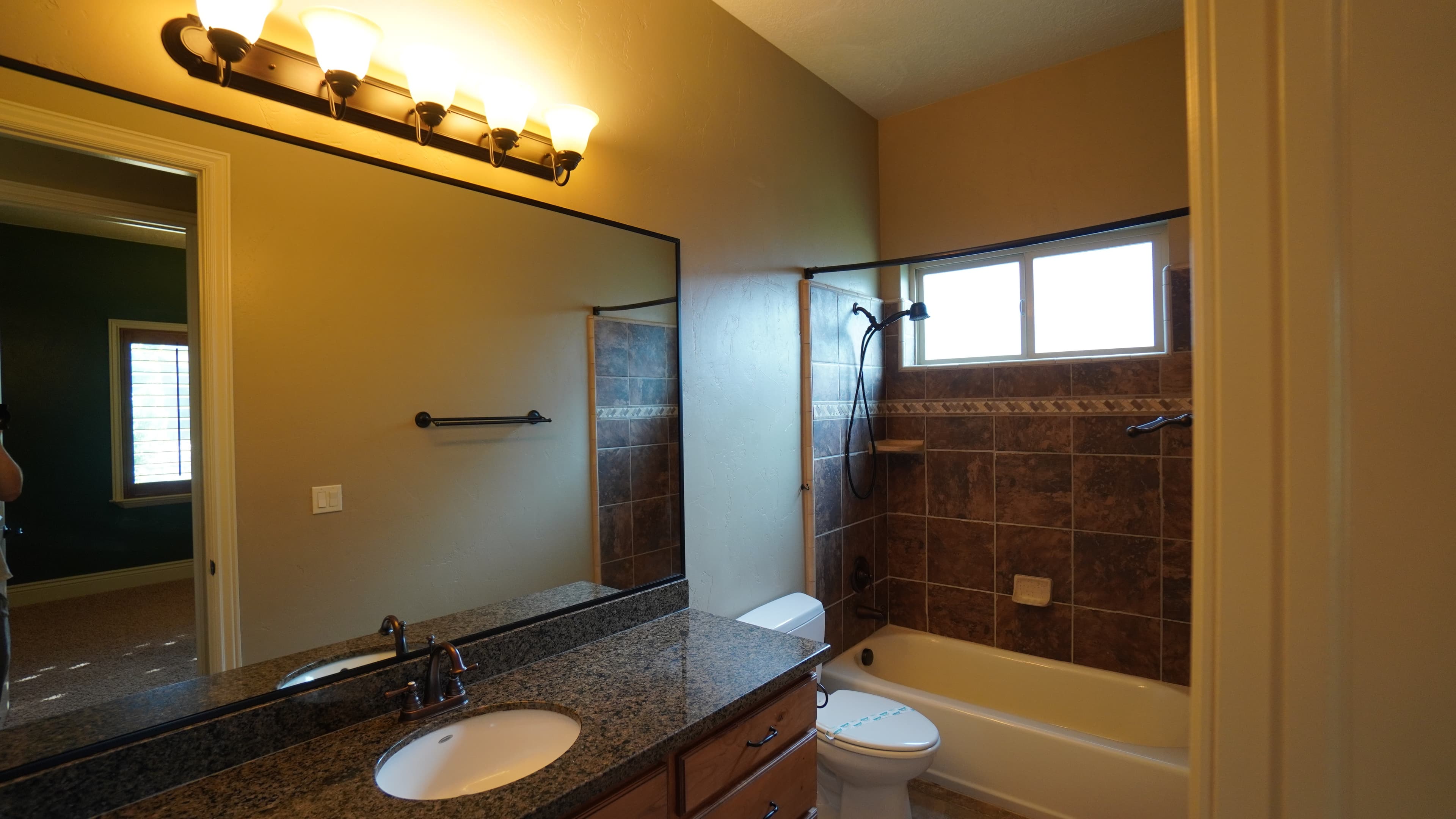 Layton House: 2263 E 425 N