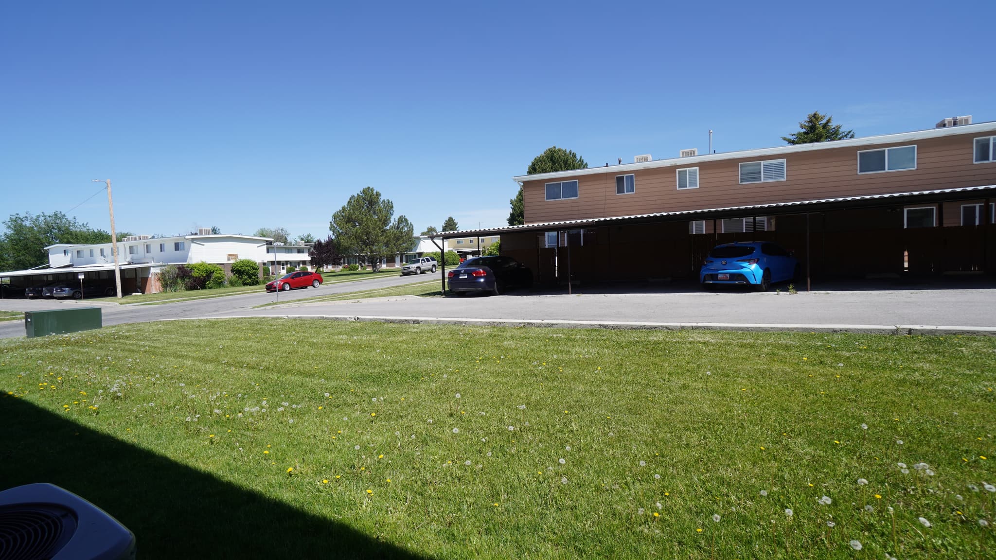 Layton Townhome: 1273 E Gordon Ave