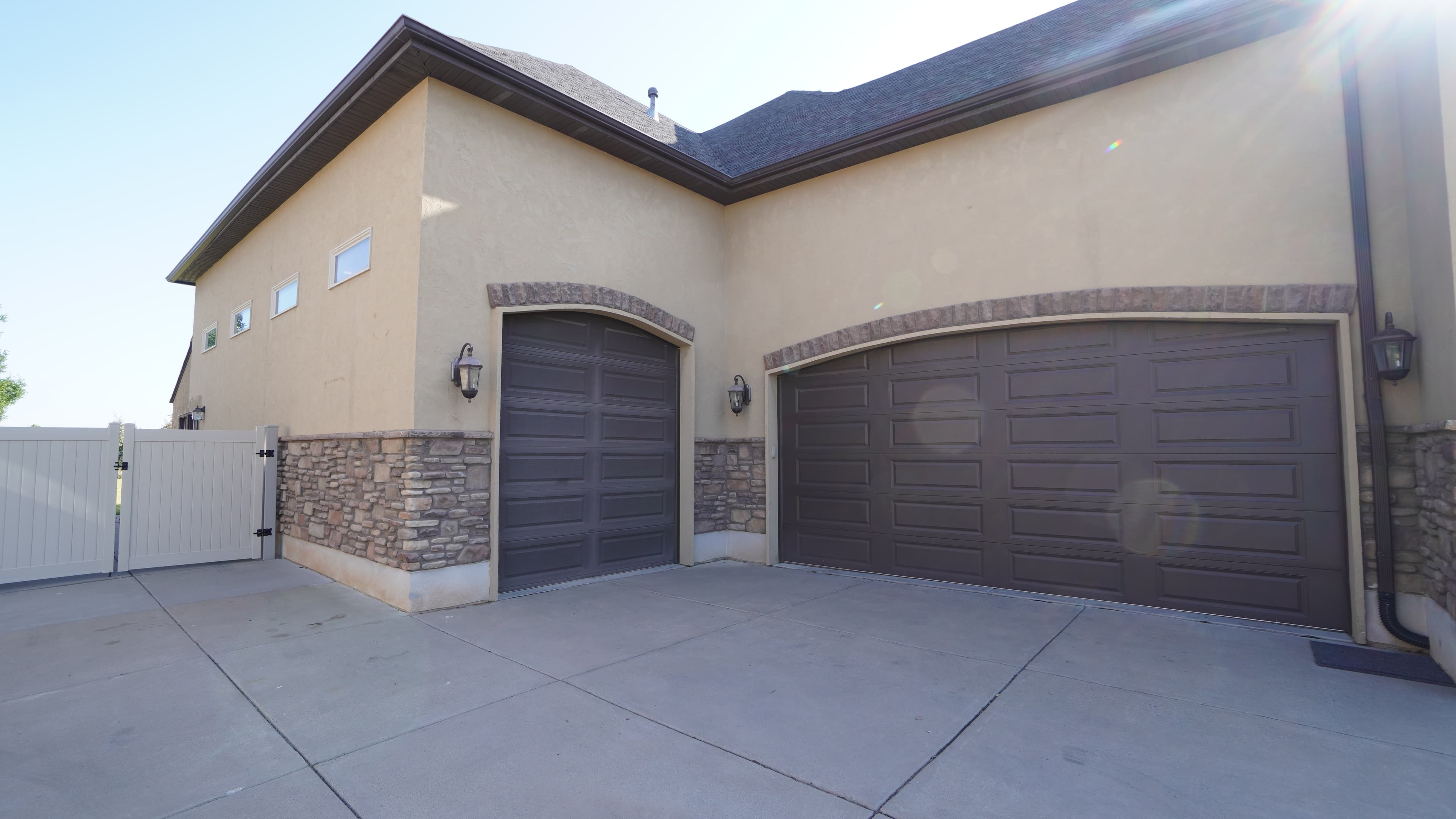 Layton House: 2263 E 425 N