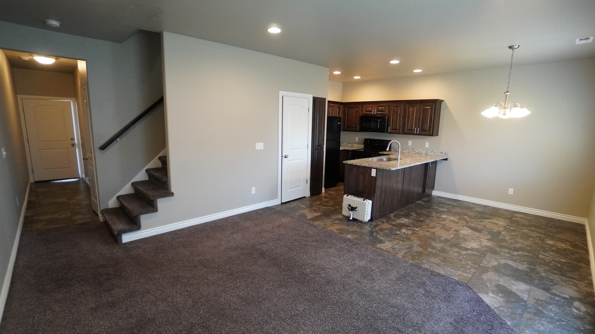 Layton Townhome: 2895 N 1100 W