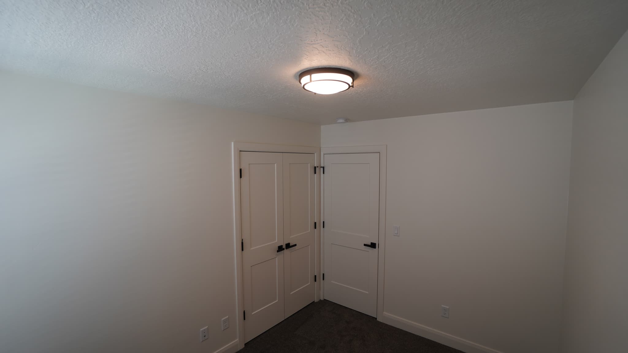 Perry Townhome: 2925 S Highway 89