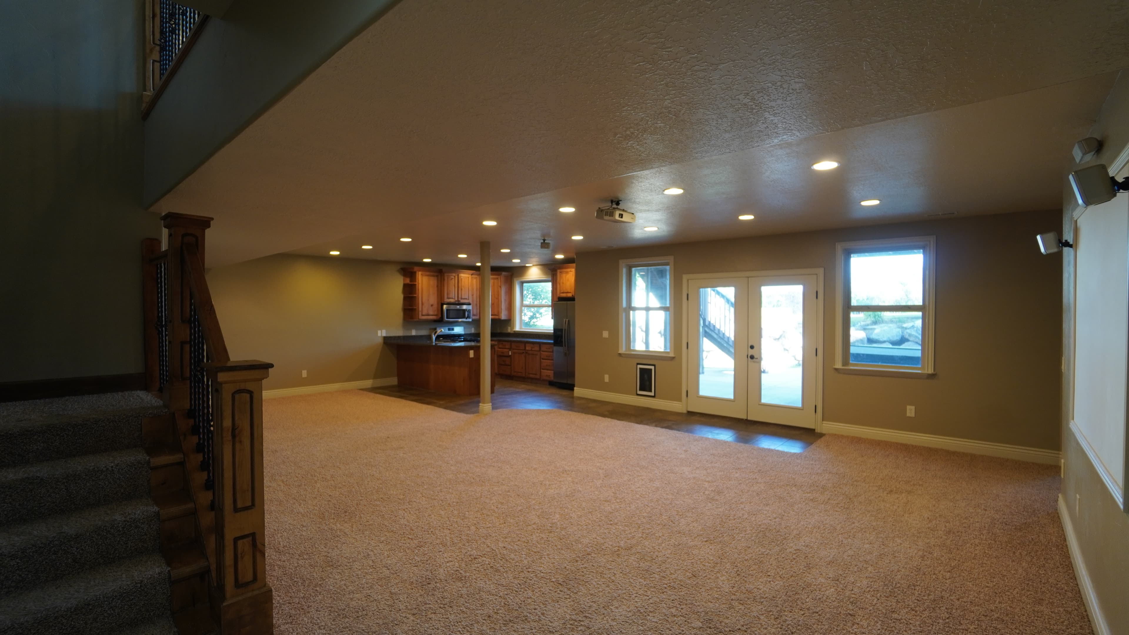 Layton House: 2263 E 425 N