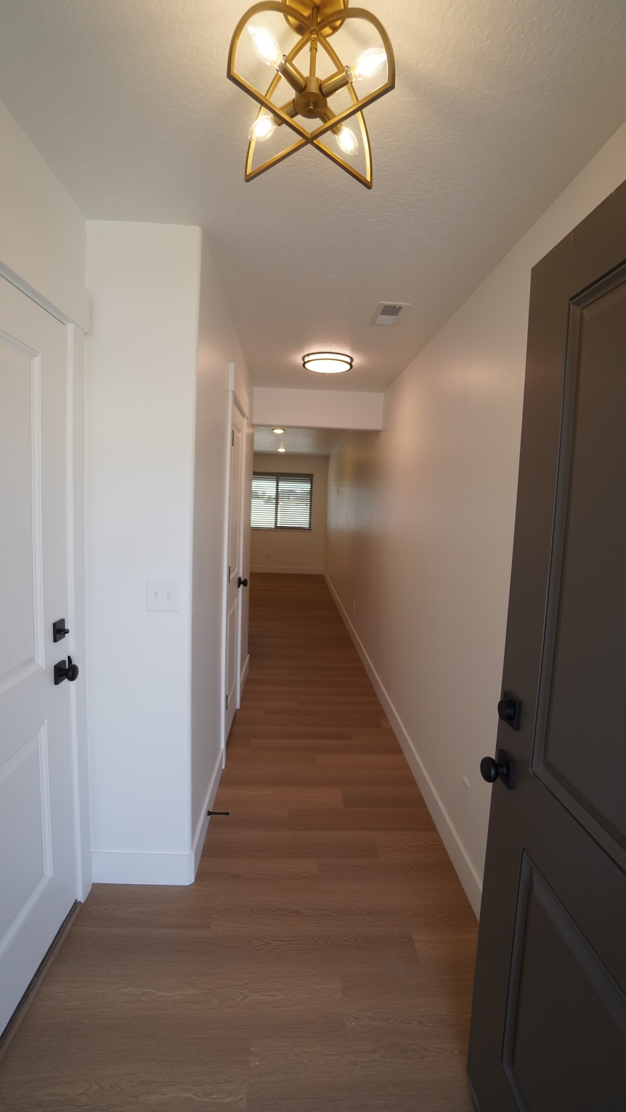 Ogden Townhome: 301 N Liberty Cove Dr