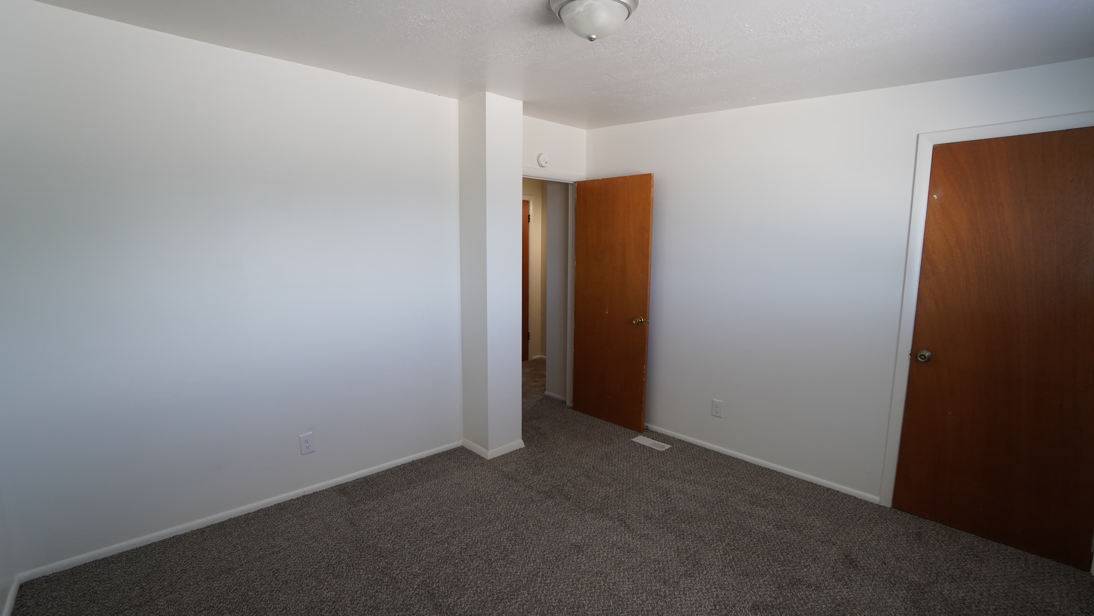 Layton Townhome: 1273 E Gordon Ave