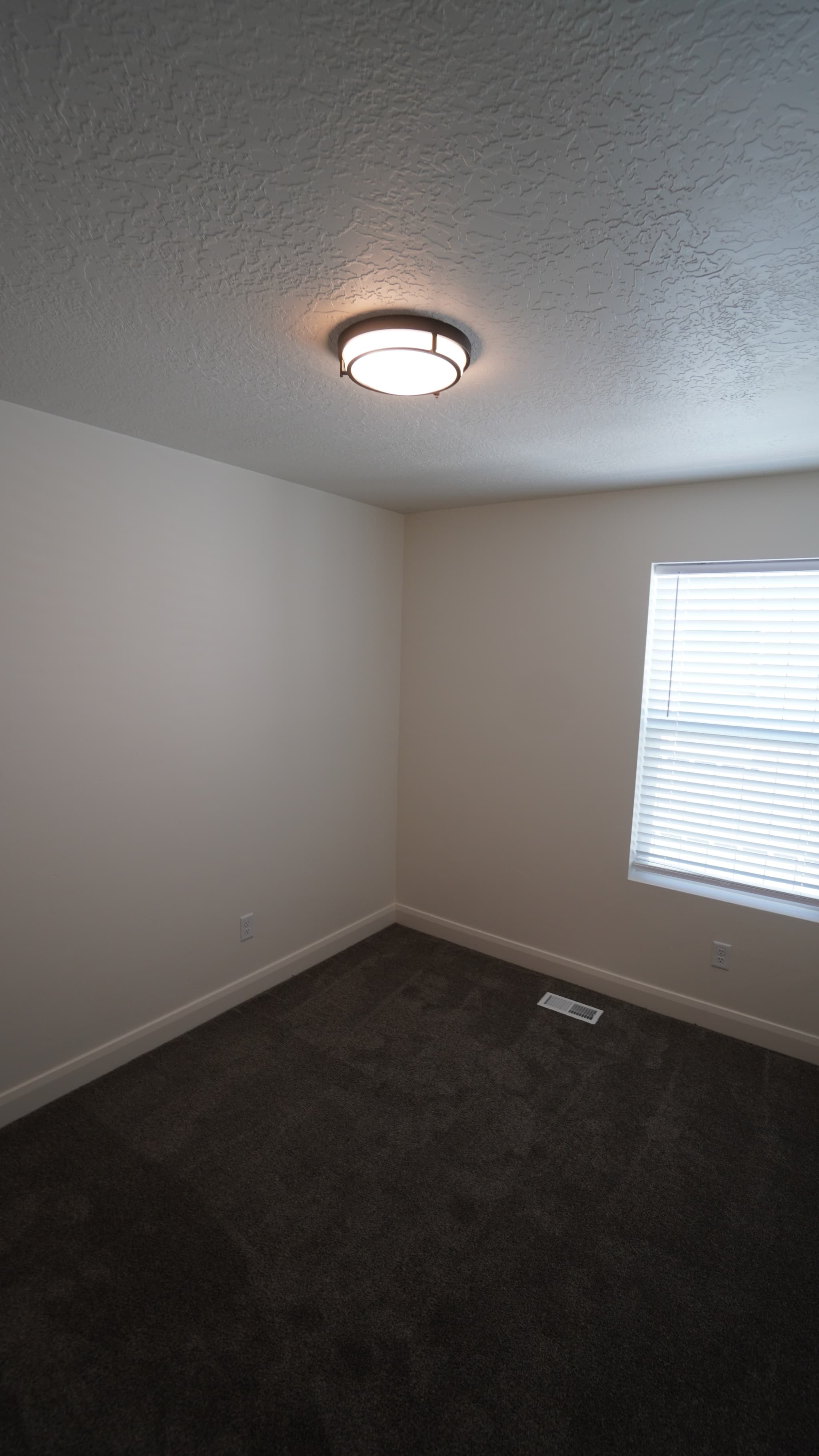 Perry Townhome: 2925 S Highway 89
