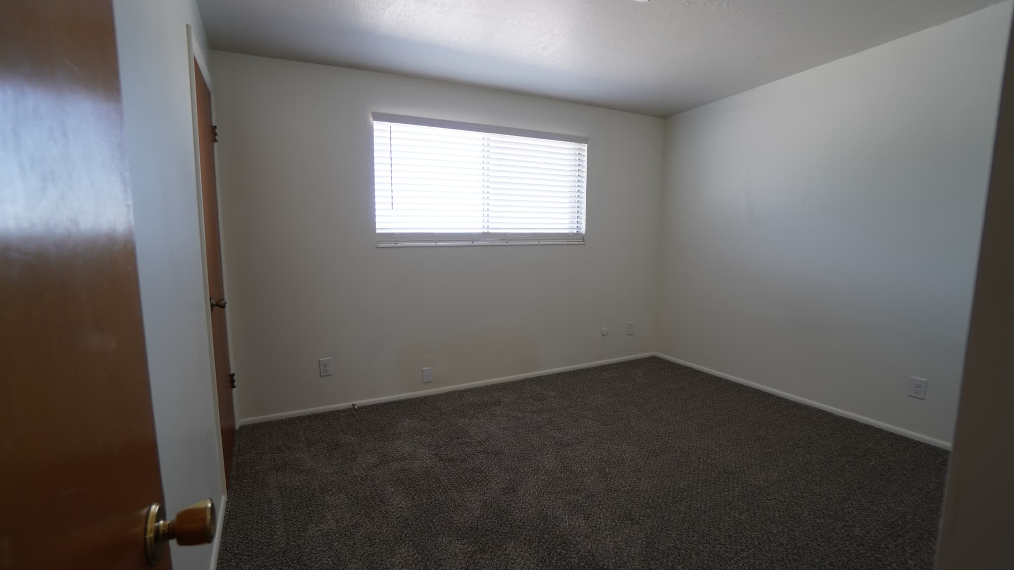 Layton Townhome: 1273 E Gordon Ave