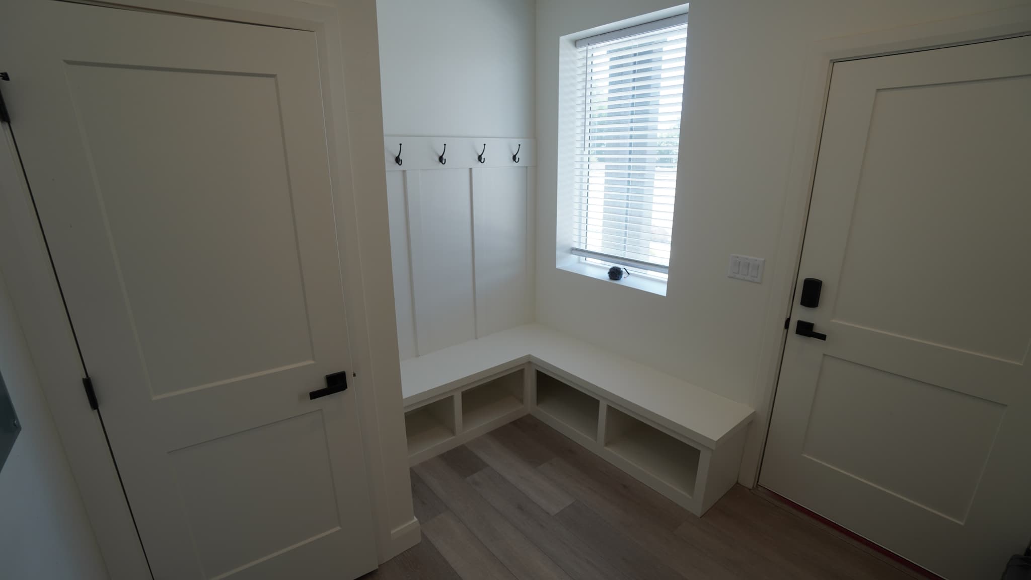 Perry Townhome: 2925 S Highway 89